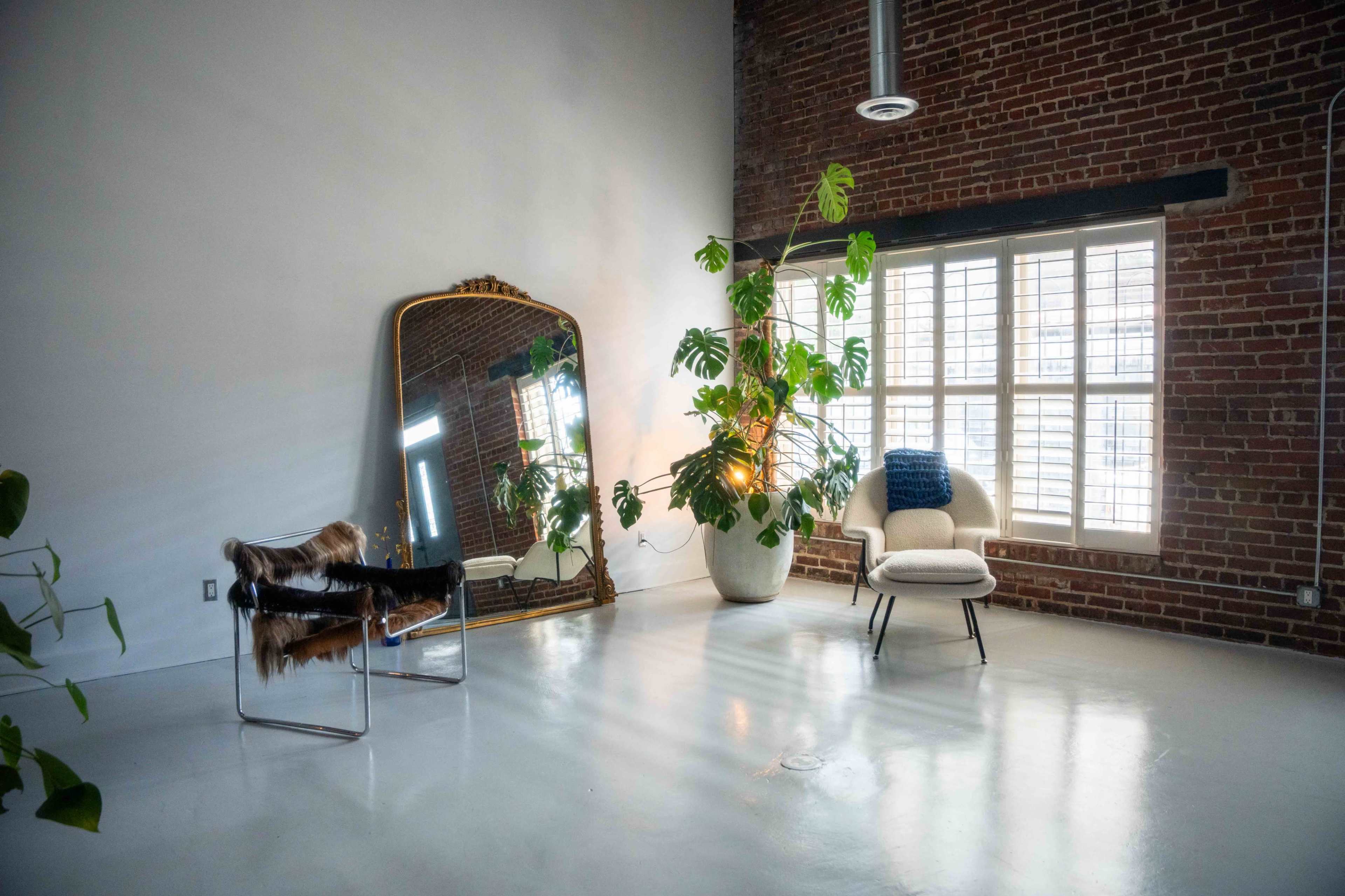 Exposed Brick Loft | Curated, Industrial, High Ceilings Image in Downtown Atlanta, Atlanta, GA
