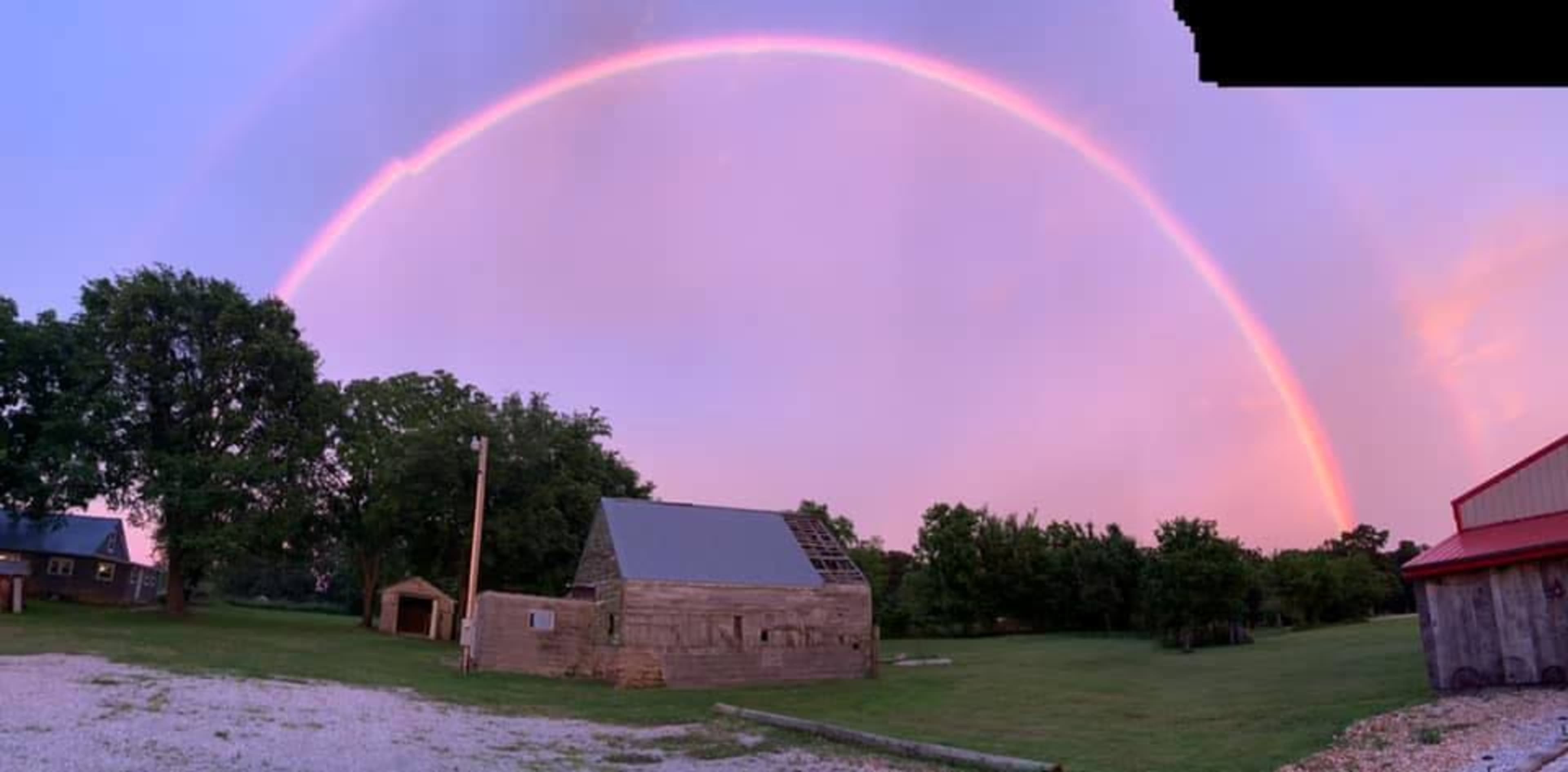 Rustic and Elegant Country Venue surrounded by Lush fields Image in Granby Township, Neosho, MO