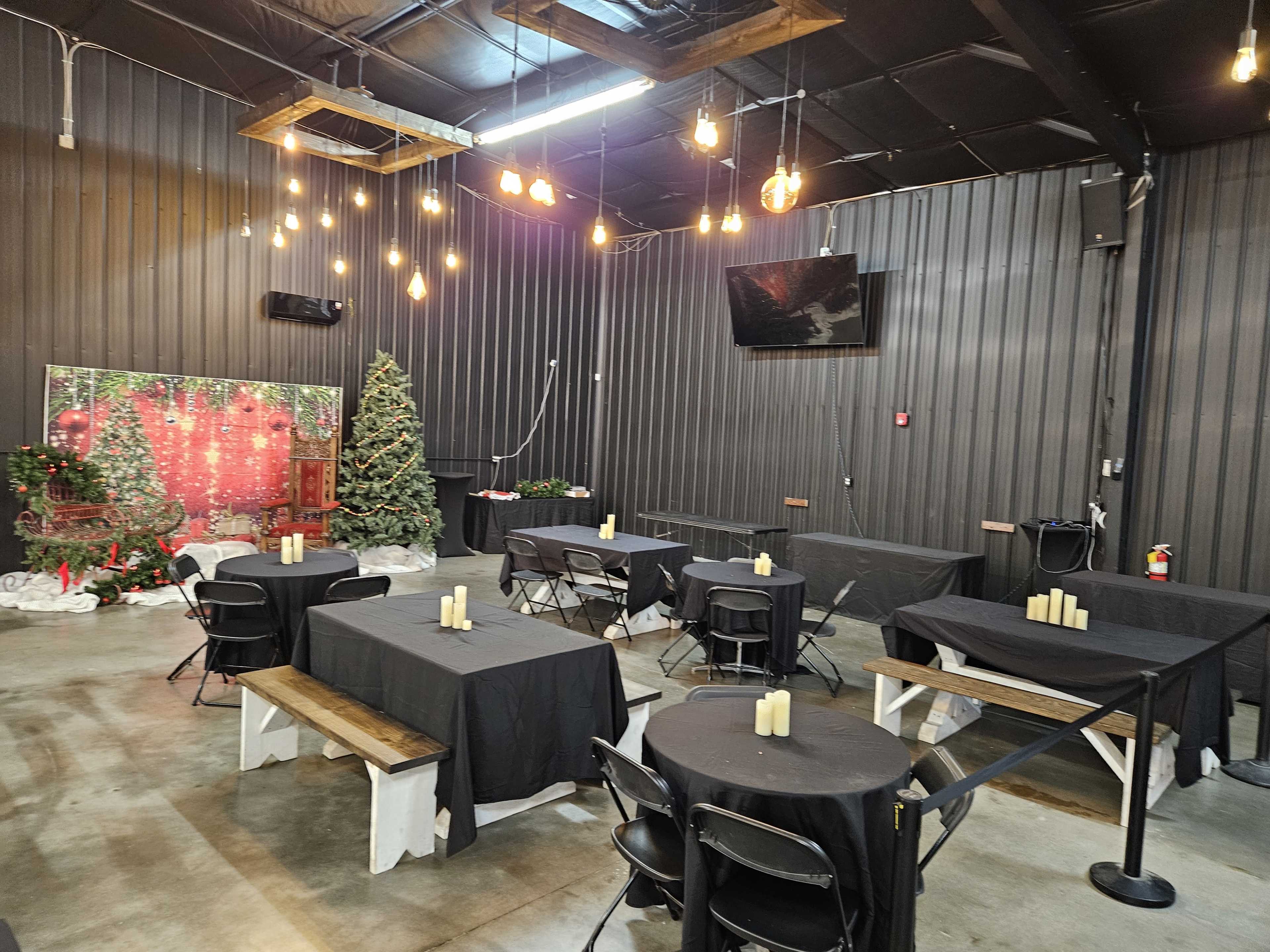 Spacious Indoor Event Venue in Dallas GA – Family Gatherings & Celebrations Image in Dallas, dallas, GA