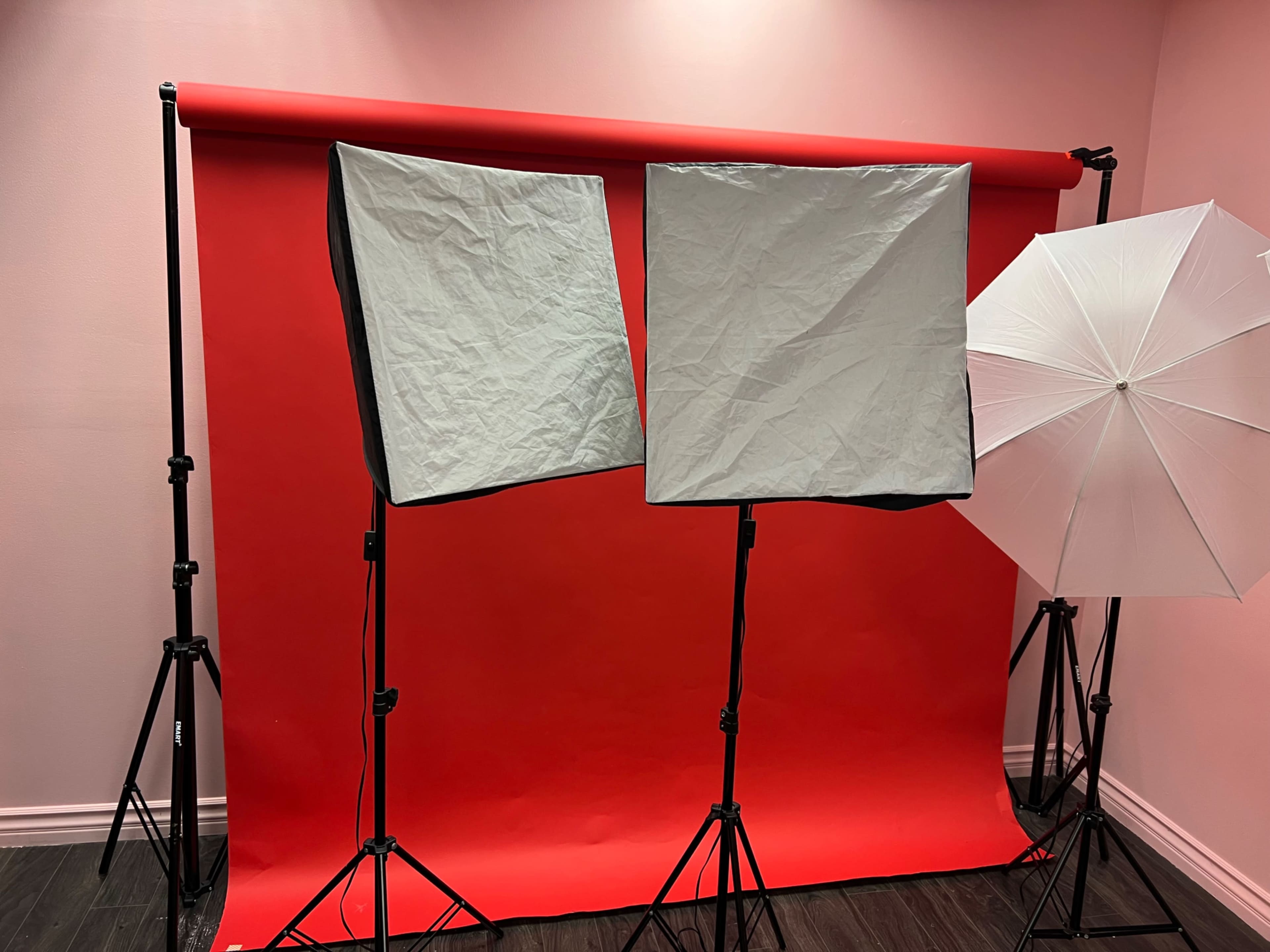 Fully Equipped Photo Studio - Encino Image in Encino, Encino, CA