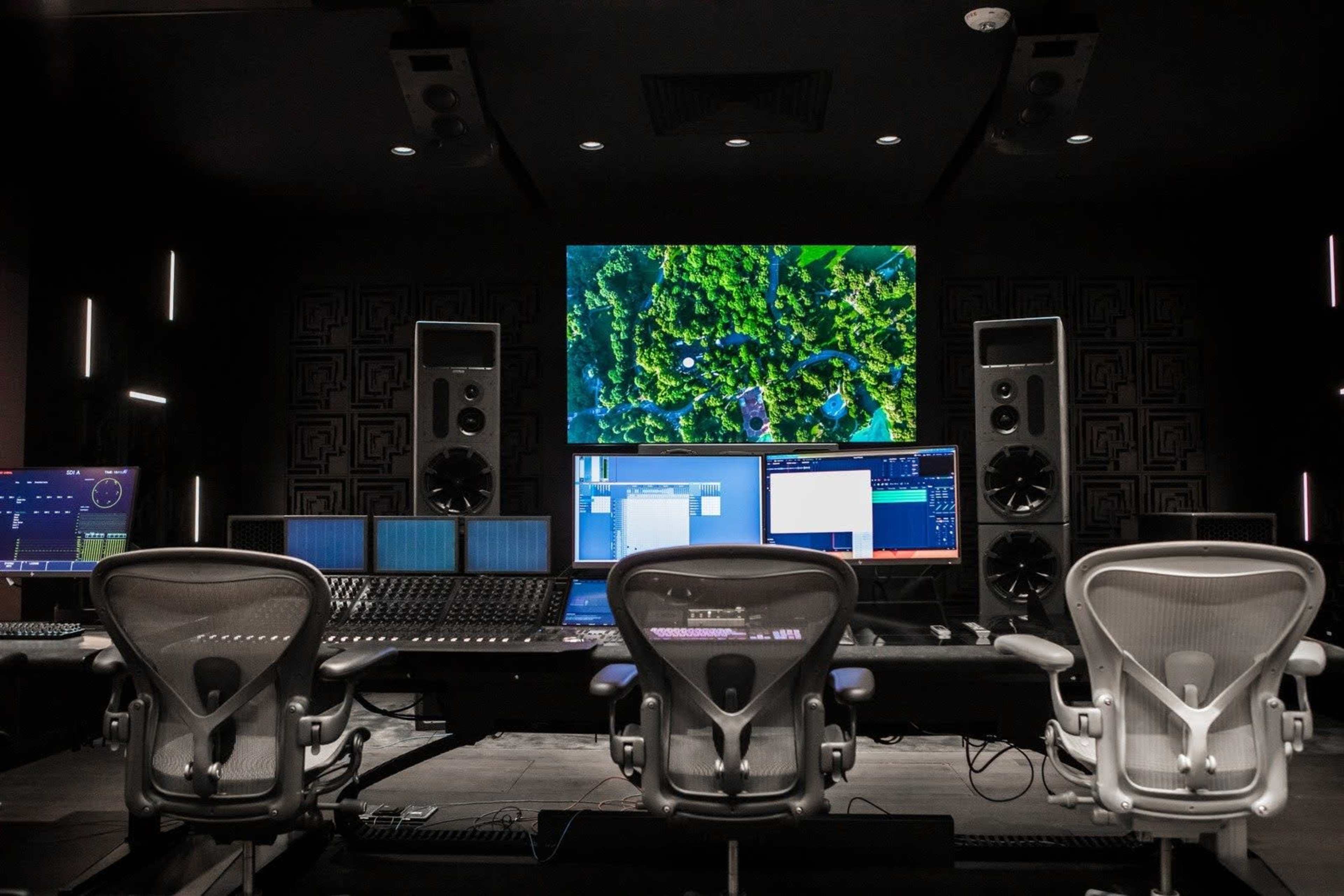 Lux Angeles Studios | 