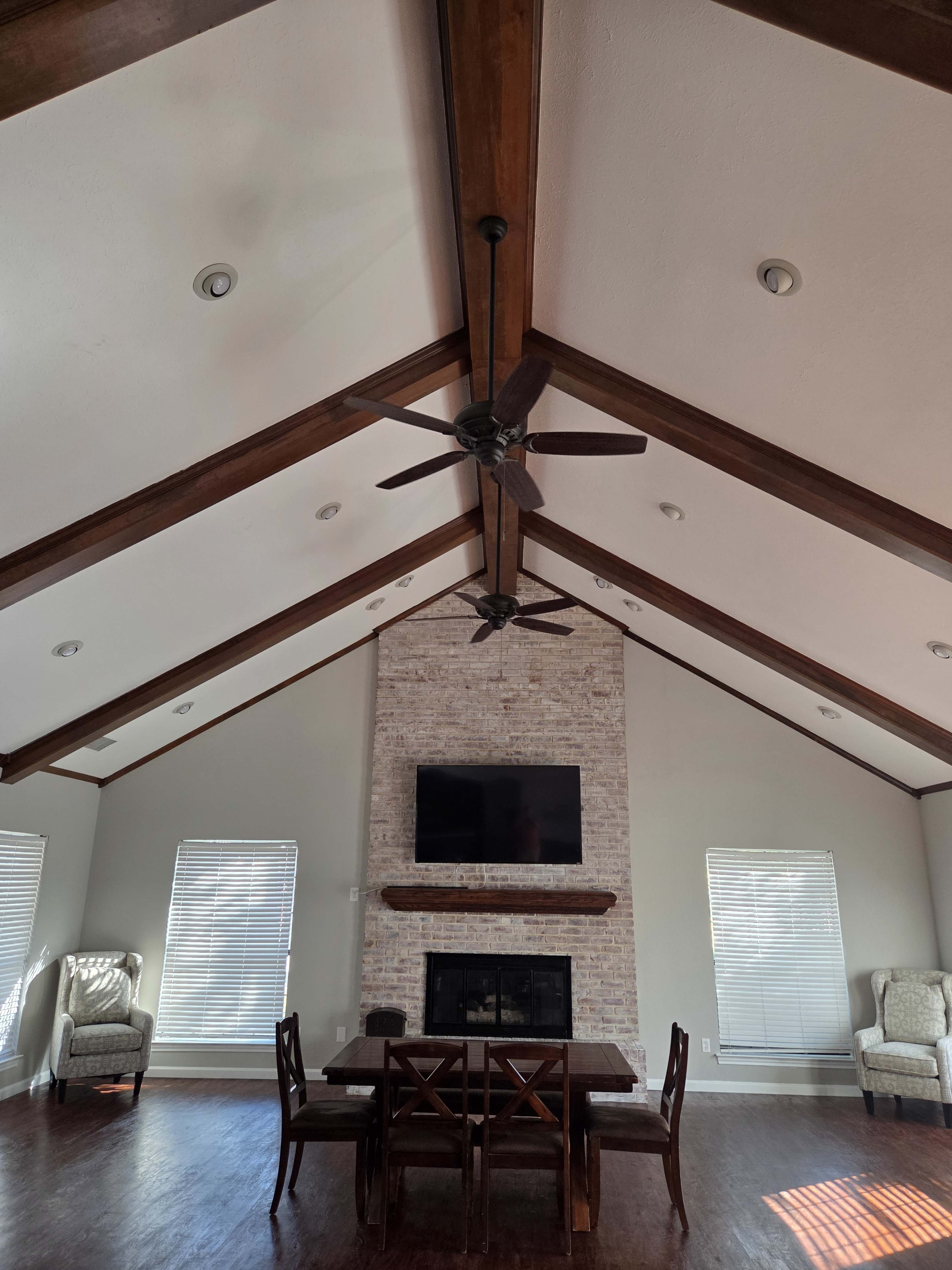 Roomy, Homey Clubhouse Image in Far North Dallas, Dallas, TX