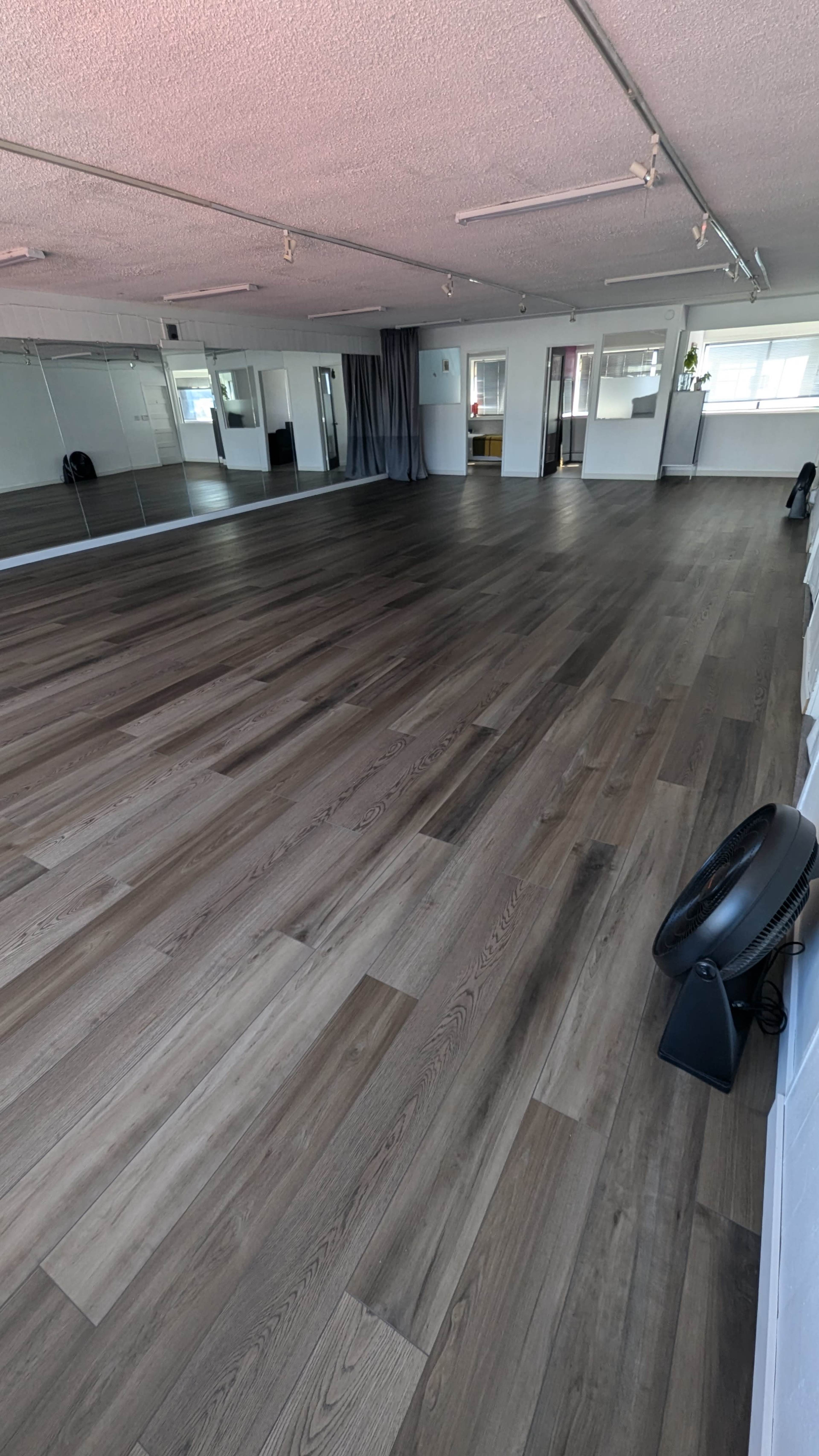 Communal bright Studio Space Image in East Vancouver, Vancouver, BC