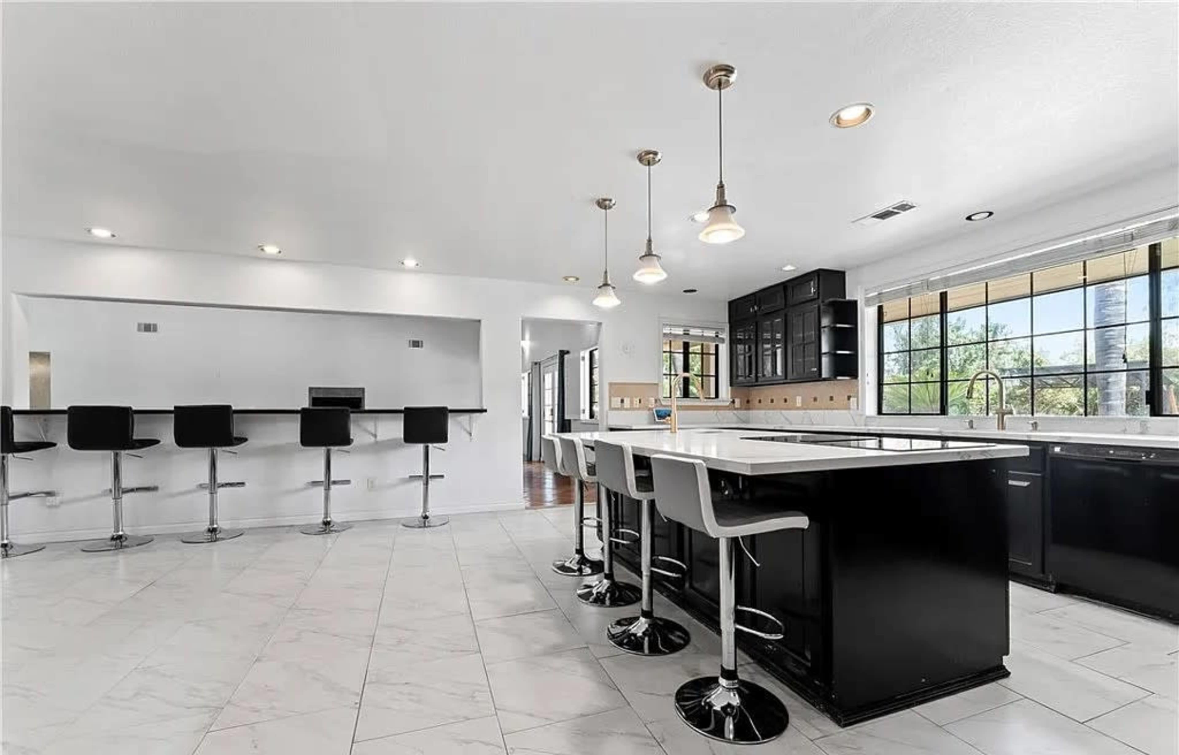 Large Spacious Home on Over 2 Acres in Temecula! Image in Temecula, Temecula, CA