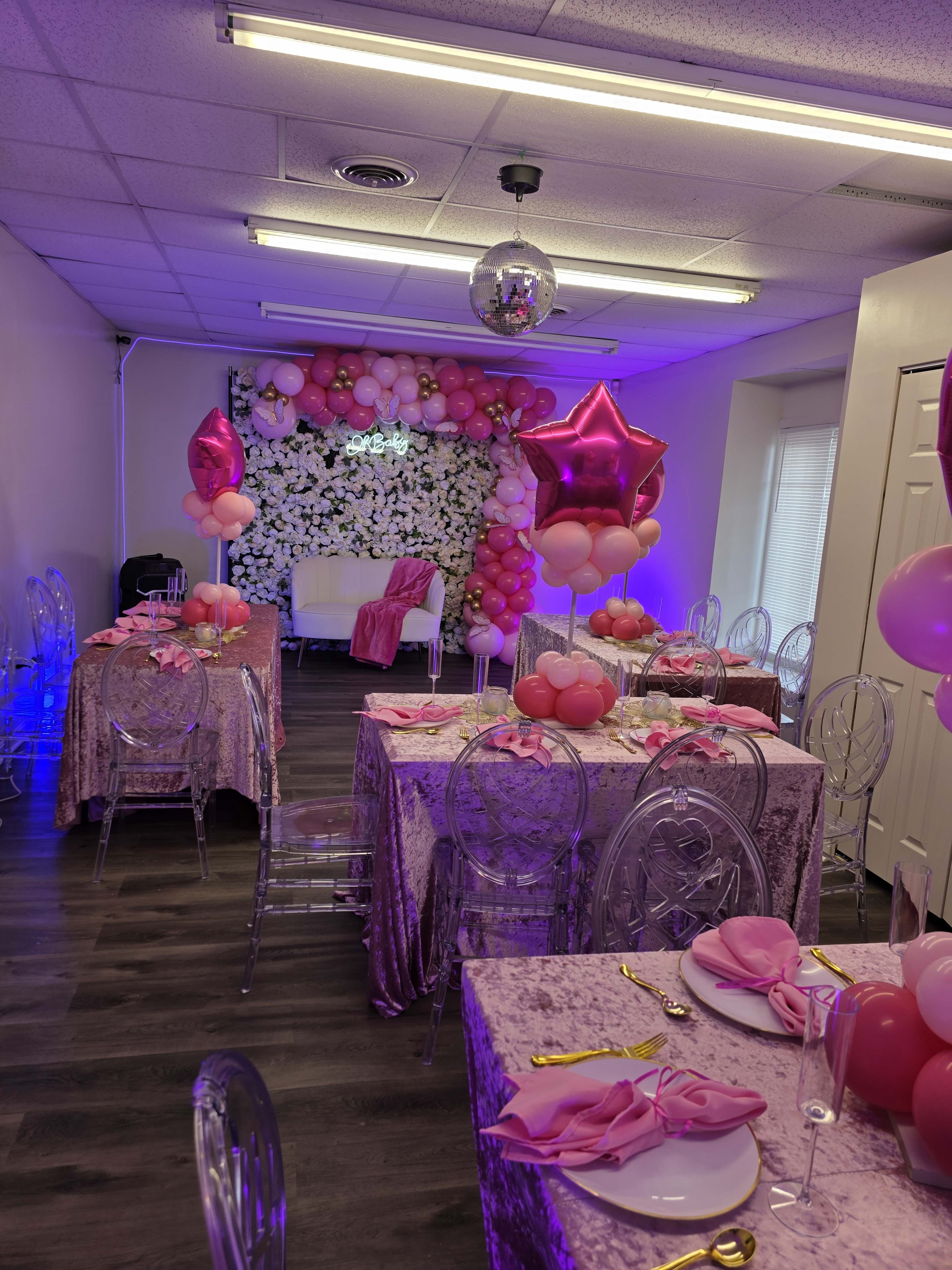 Luxe Event Suite for Intimate Gatherings, Workshops & Meetings Image in Pikesville, Pikesville, MD