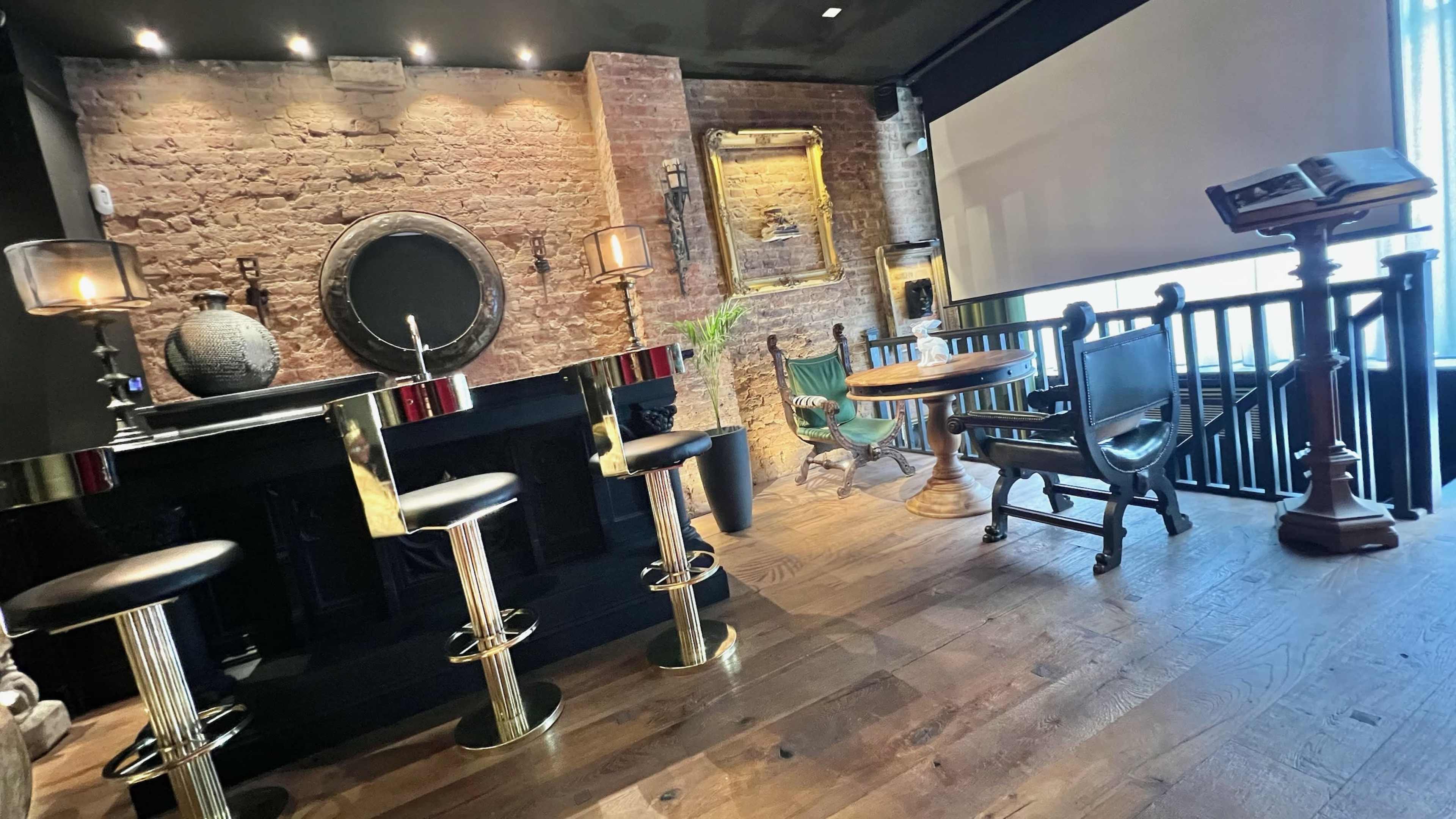 South London Interior Designed Boutique Studio / Meeting Space Image in Crystal Palace, London, ENG