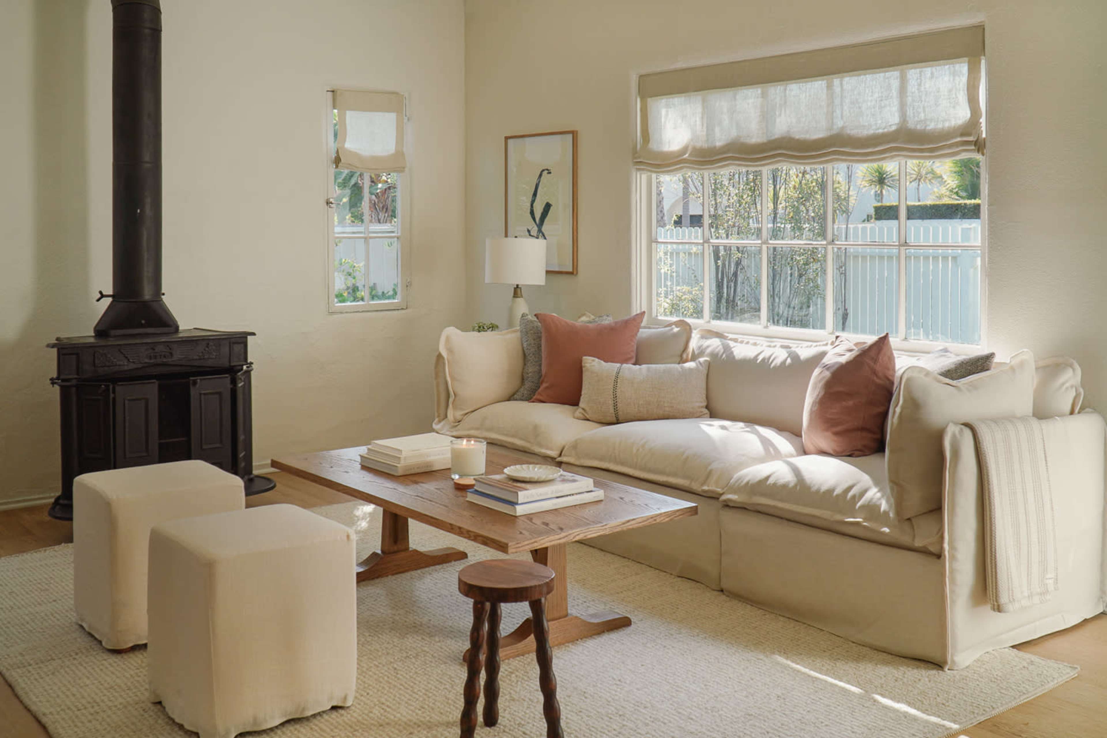 Cottage Bleu: Charming Cottage in Venice Beach Image in Venice, Venice, CA