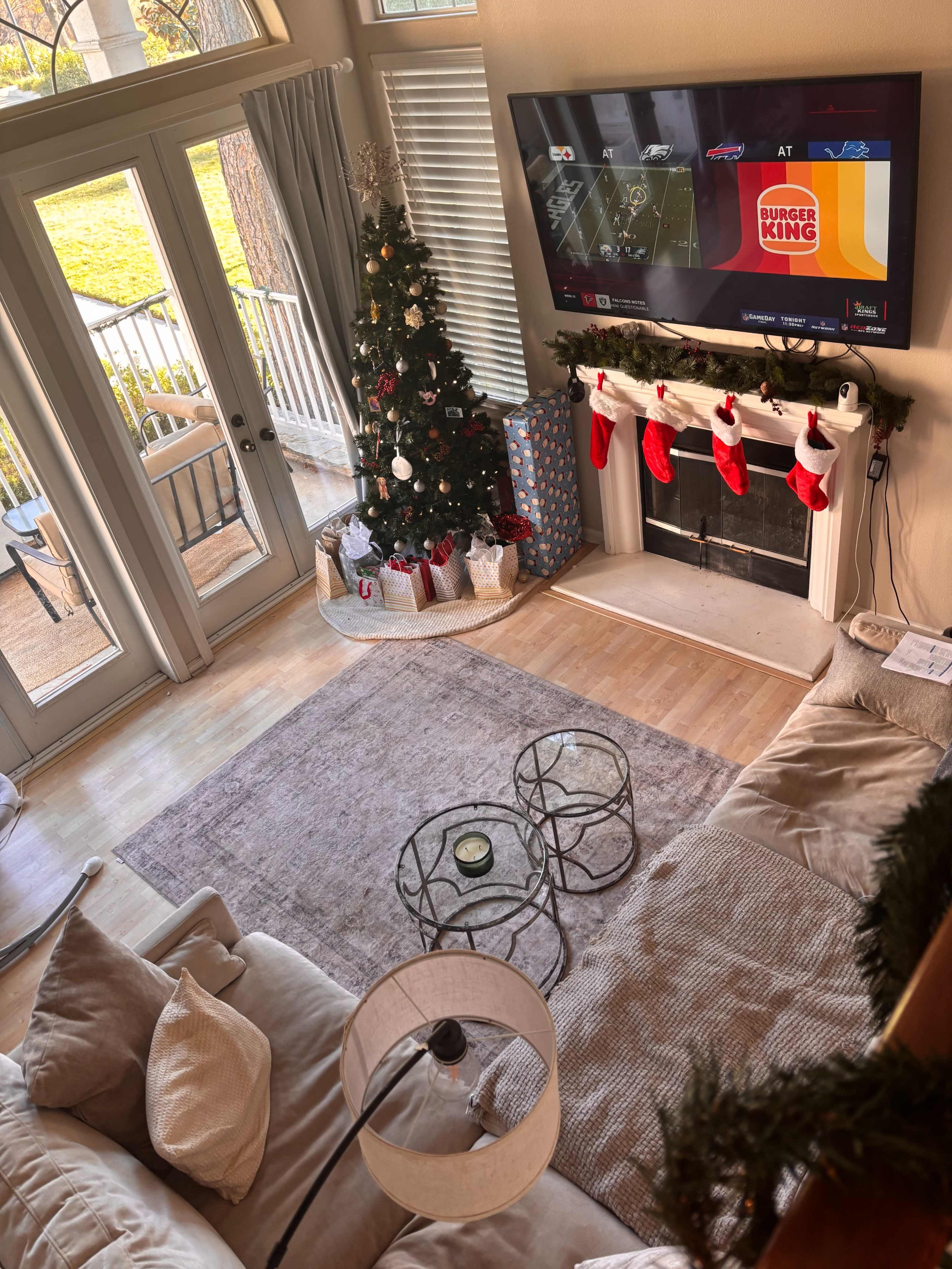 Picturesque, Scenic New England-Inspired Aesthetic Image in Valencia, Valencia, CA