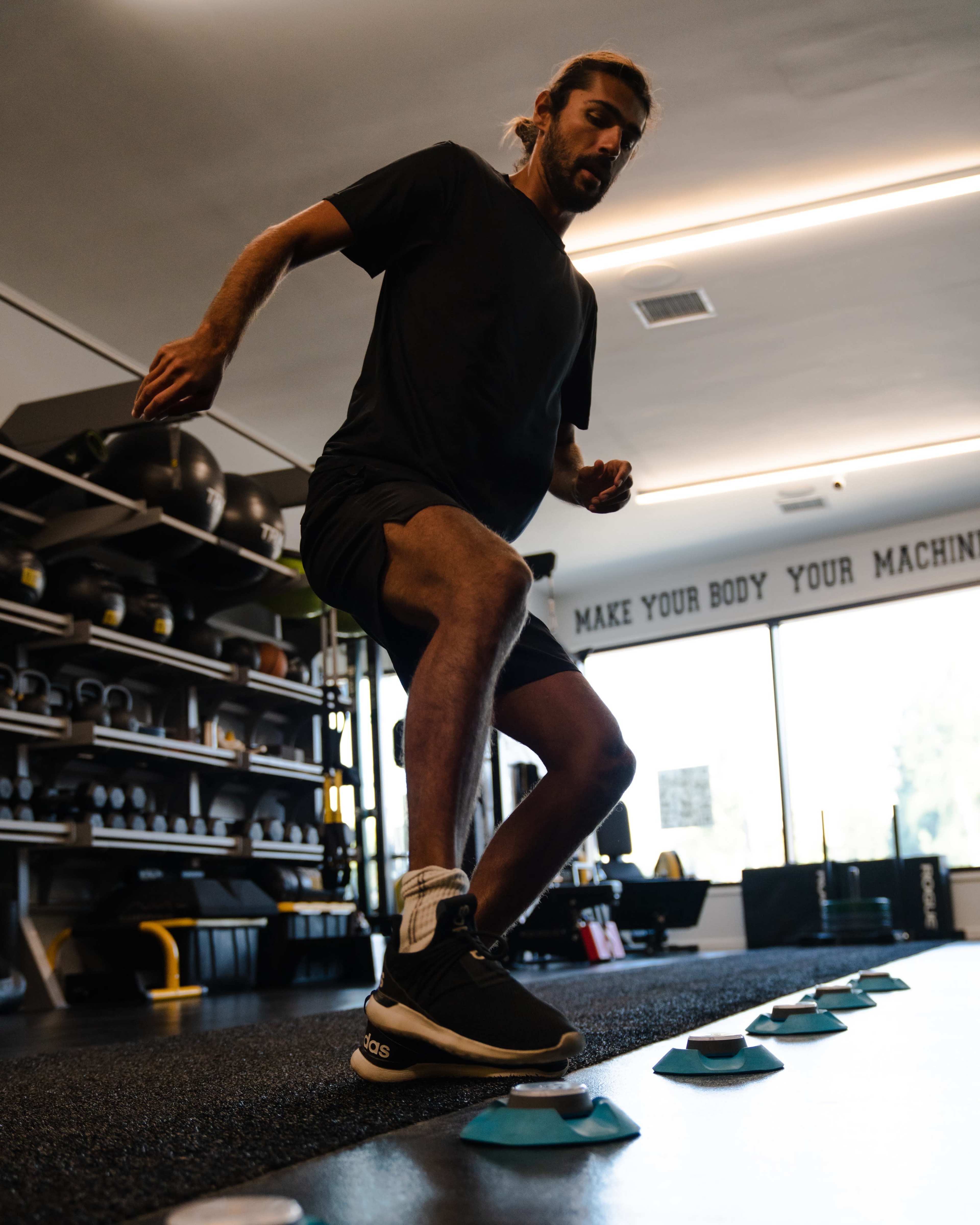 1200 sqf boutique studio has all the equipments for recording movies or documentary or sport show , great natural light and a big window with Ventura view Image in Woodland Hills, Woodland Hills, CA