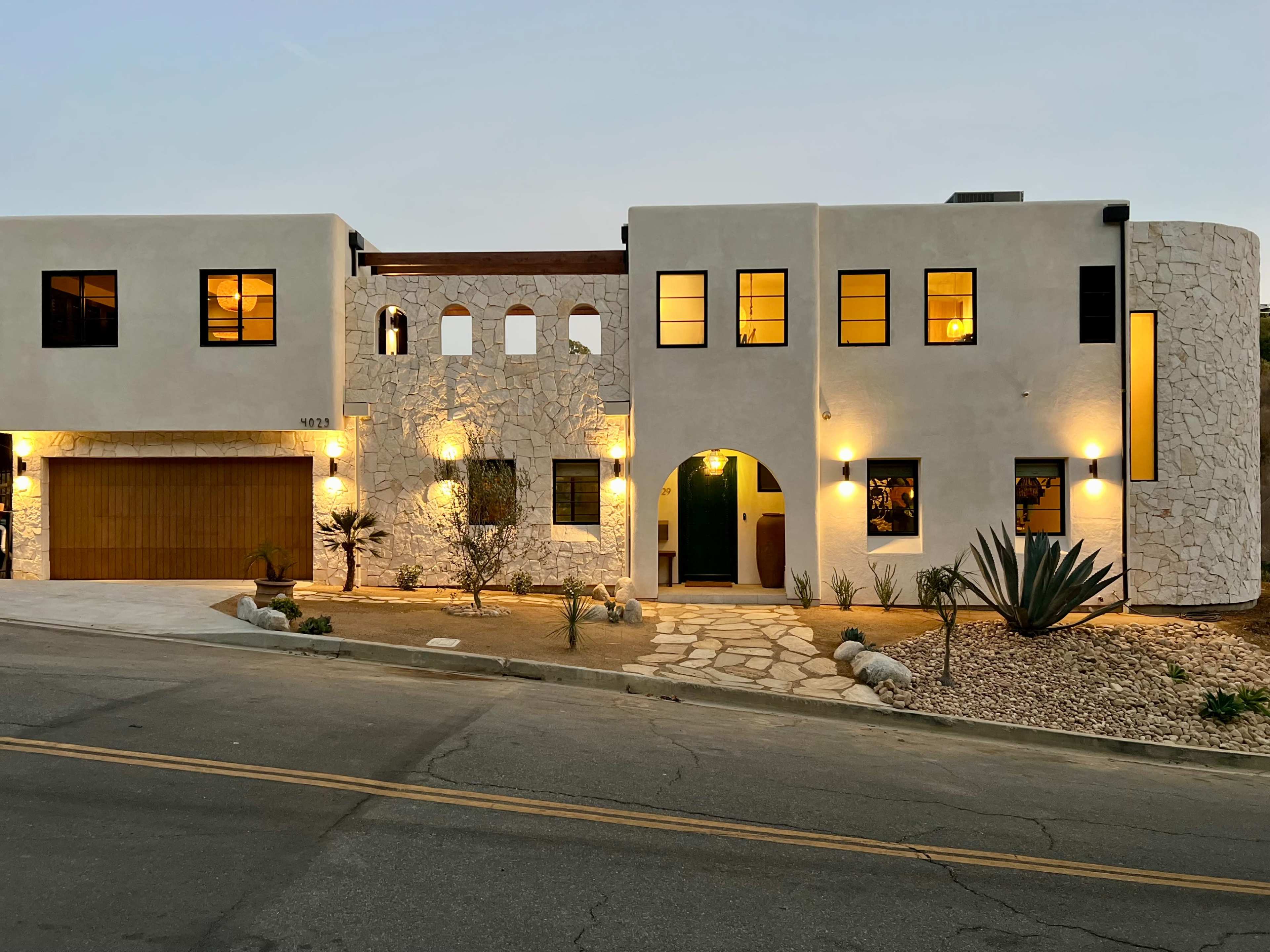 GORGEOUS TULUM-STYLE HOME WITH SPECTACULAR CITY AND MOUNTAIN VIEWS Image in South Los Angeles, LOS ANGELES, CA