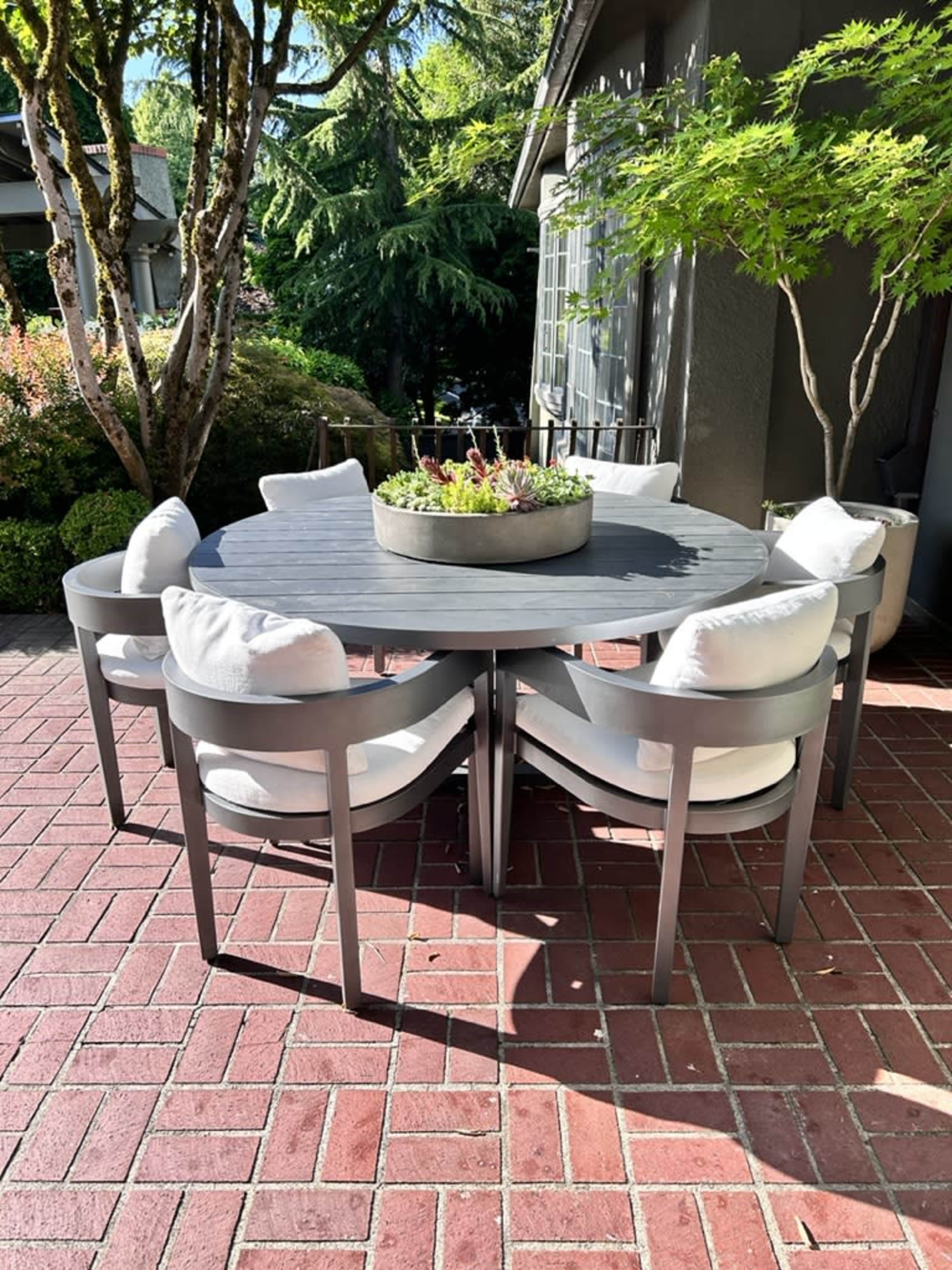 Historic Portland Estate & Private Garden for Gatherings, Creative Productions & Elevated Events Image in Southeast Portland, Portland, OR