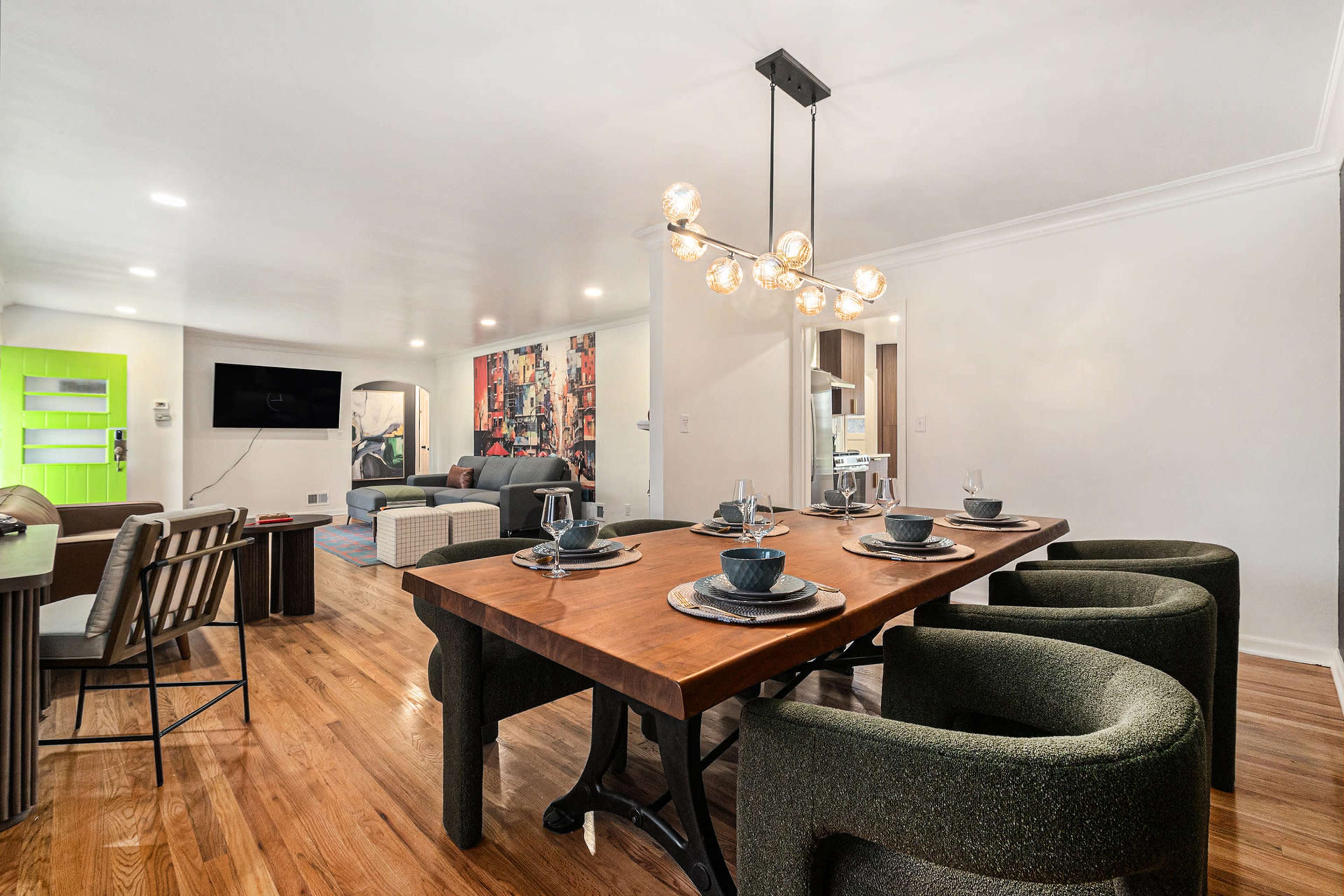 Modern stylish ranch home Image in Broadmoor Heights Addition Golden Valley, Omaha, NE