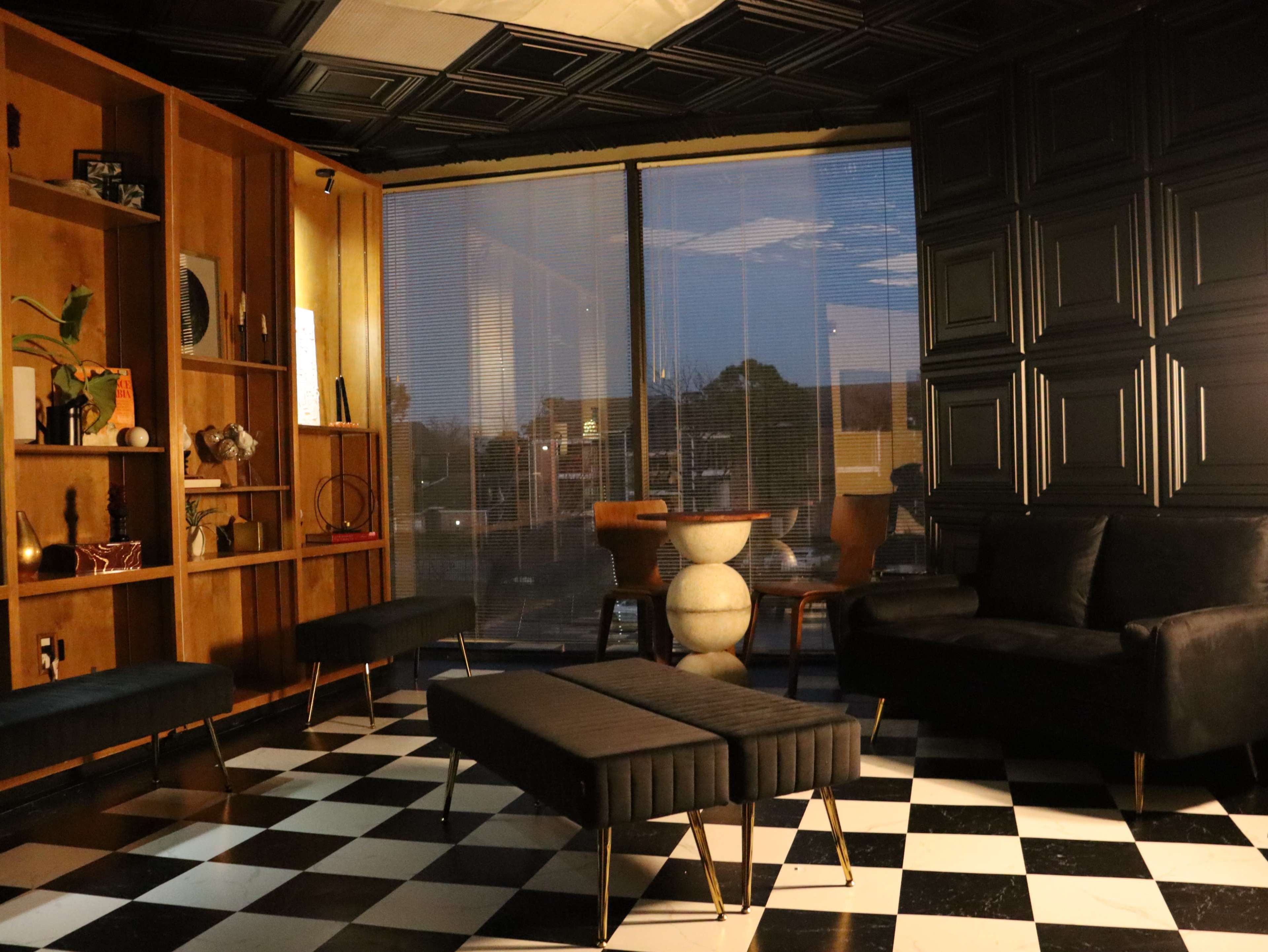 Modern Creative Studio &  Intimate Event Space in Energy Corridor Image in Briar Forest, Houston, TX