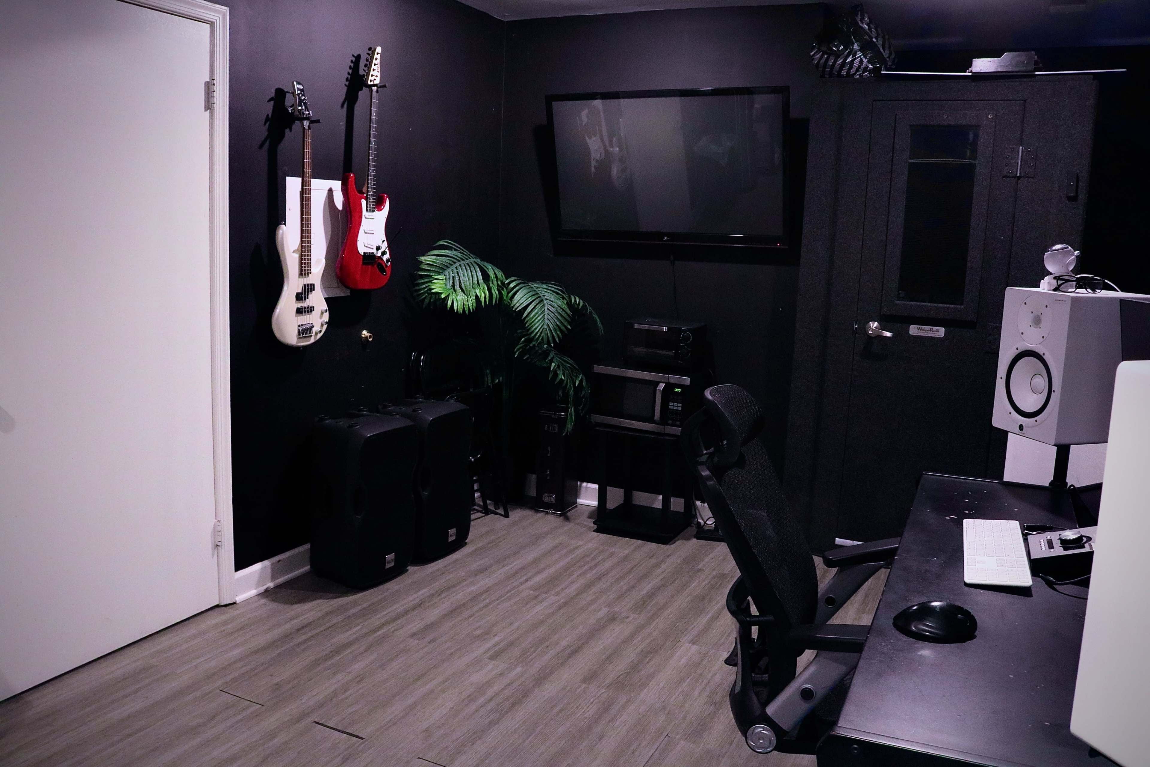 [ROOM A] Modern Recording Studio for Music, Podcasts & Creative Sessions Image in Rockville, Rockville, MD