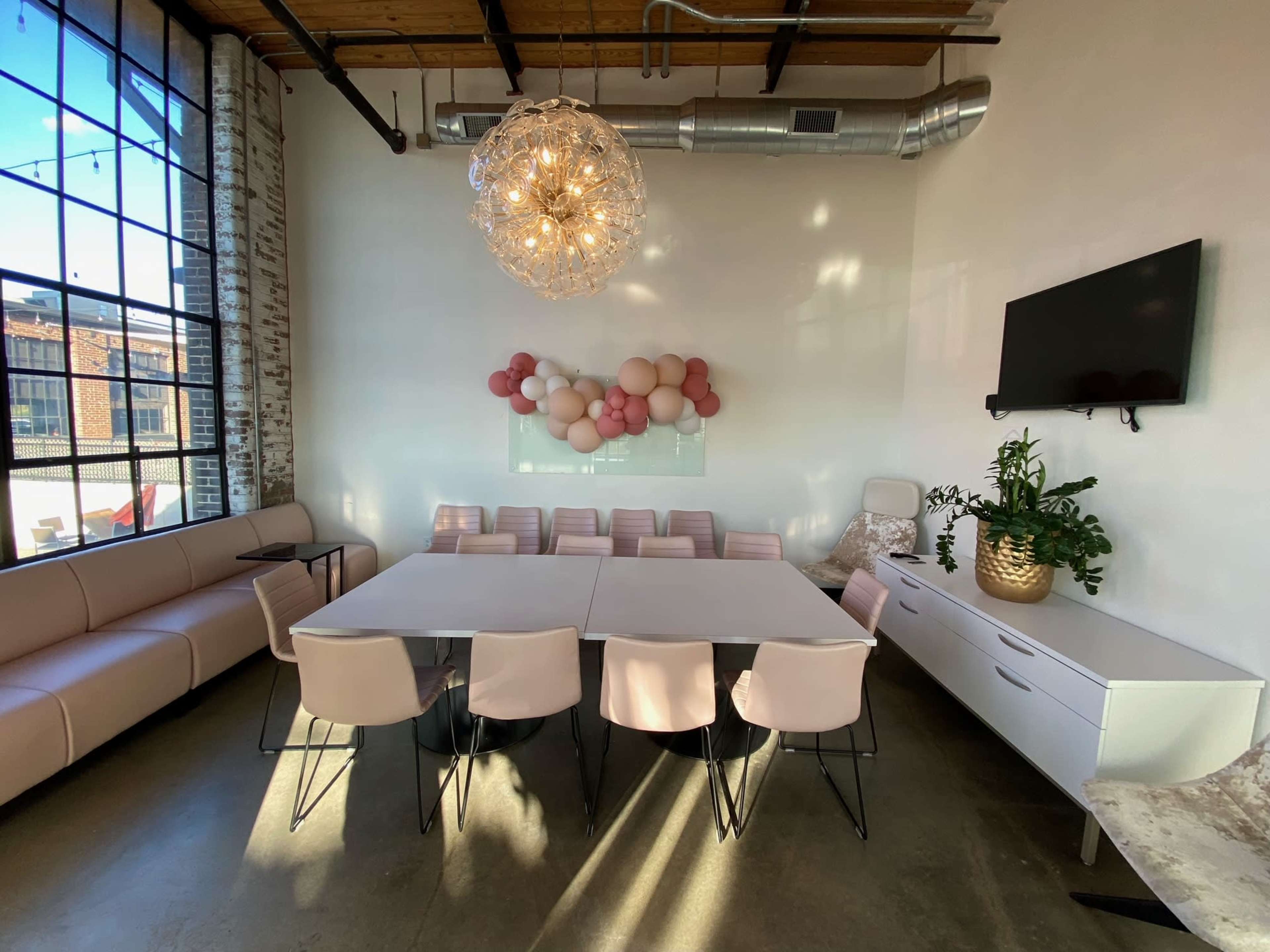 Industrial Meeting Space with Ceiling-to-Floor Windows + A/V + Kitchenette Image in Nashville, Nashville, TN