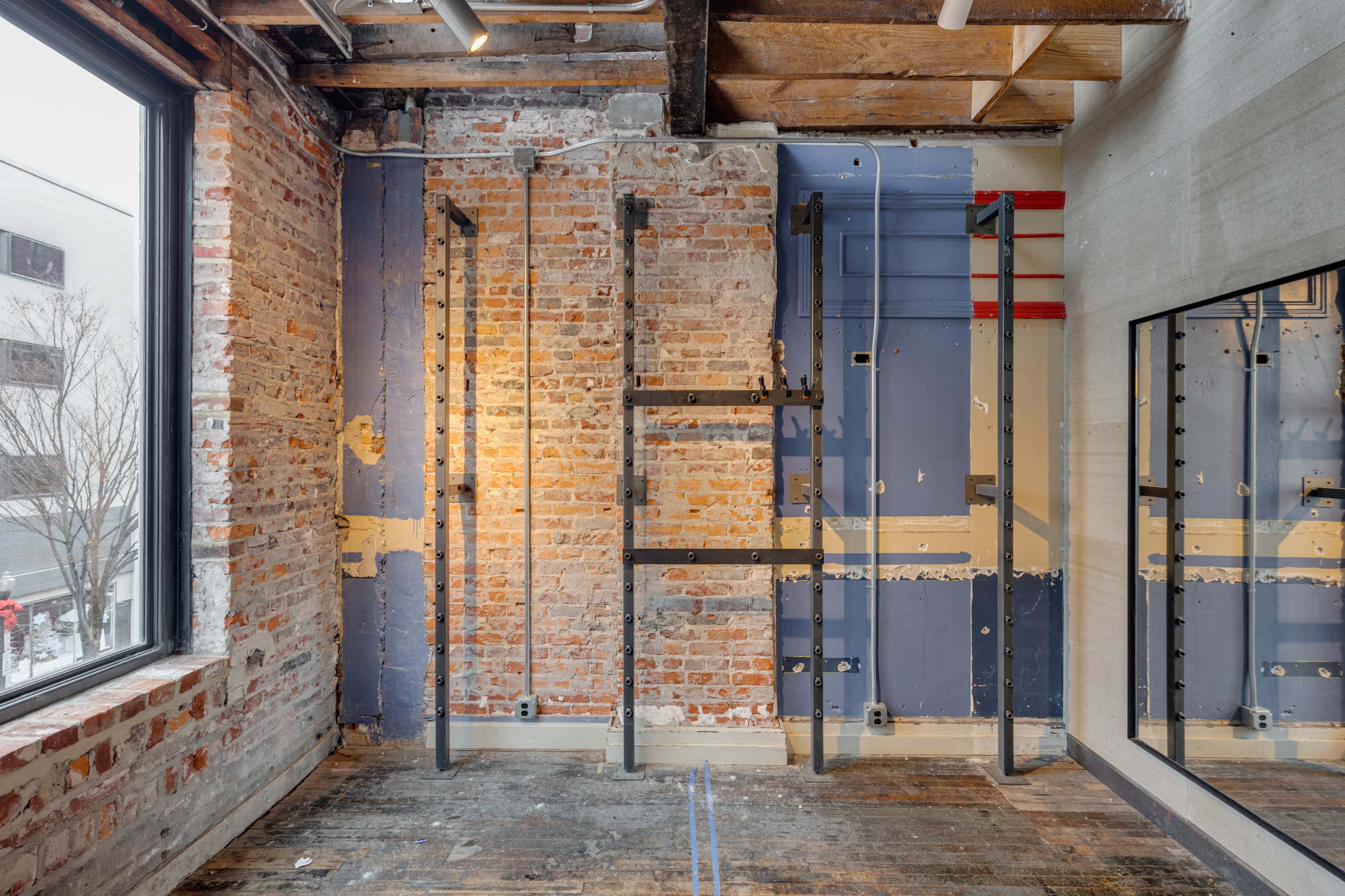 Downtown Norfolk Loft-Style Photography Space with Tons of Natural Light and Exposed Brick | Industrial/Loft-Style Studio Space Image in Downtown, Norfolk, VA