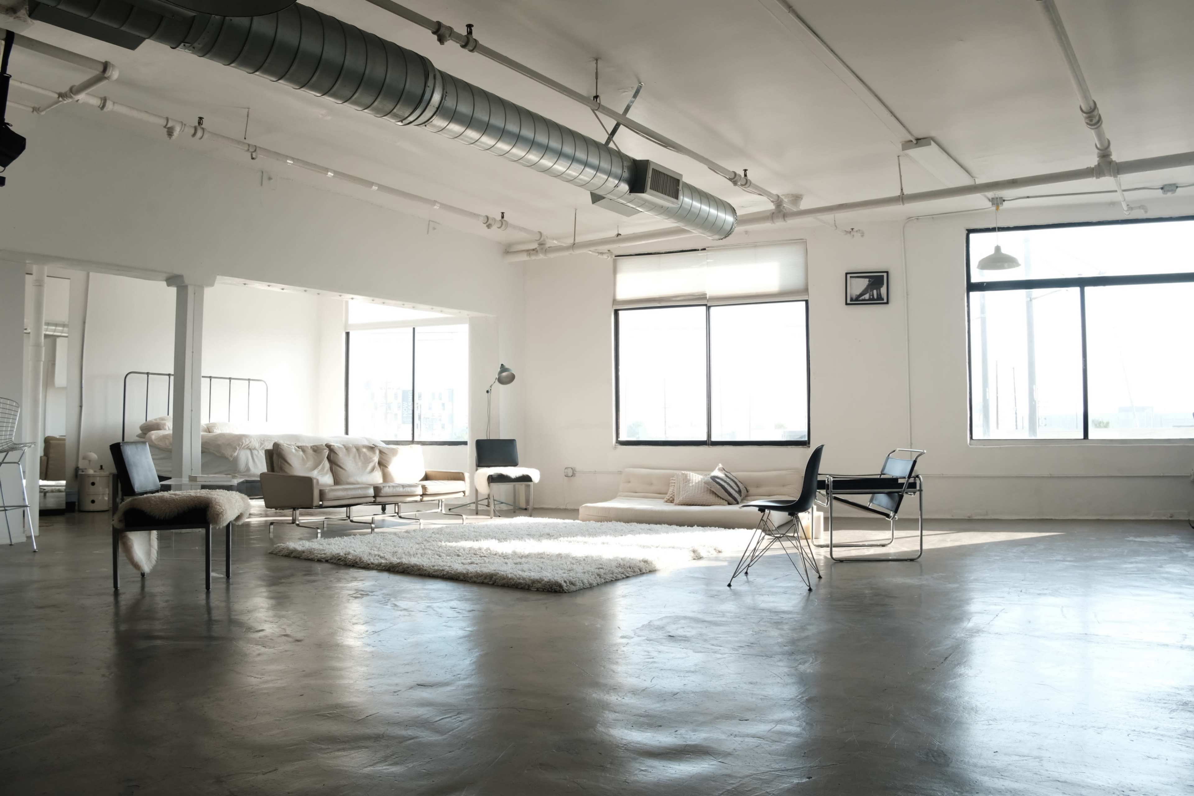 The Minimalist Loft | Industrial Loft With Minimalistic Aesthetic and ...