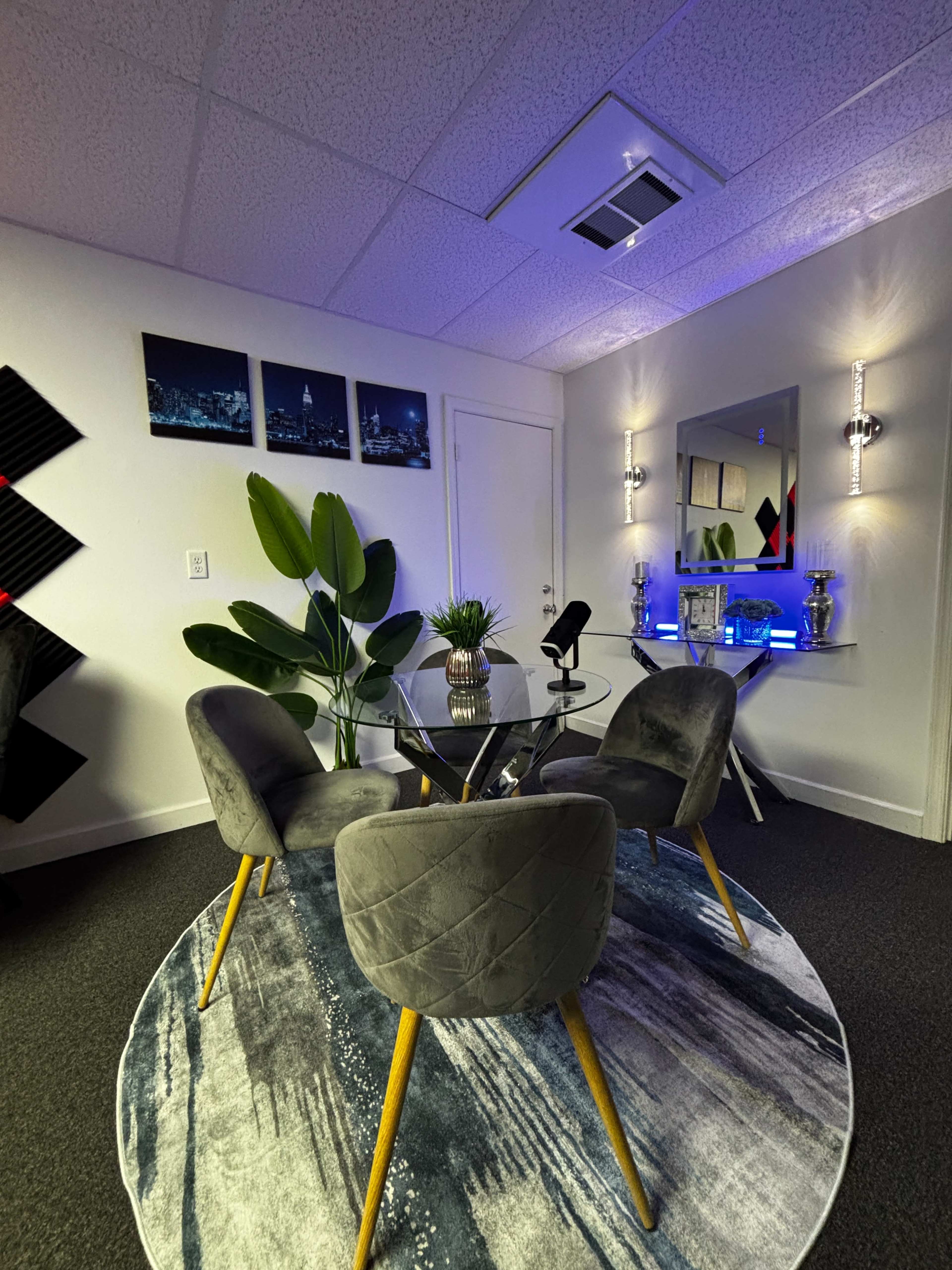 quiet area near downtown Image in Seaford, seaford, DE