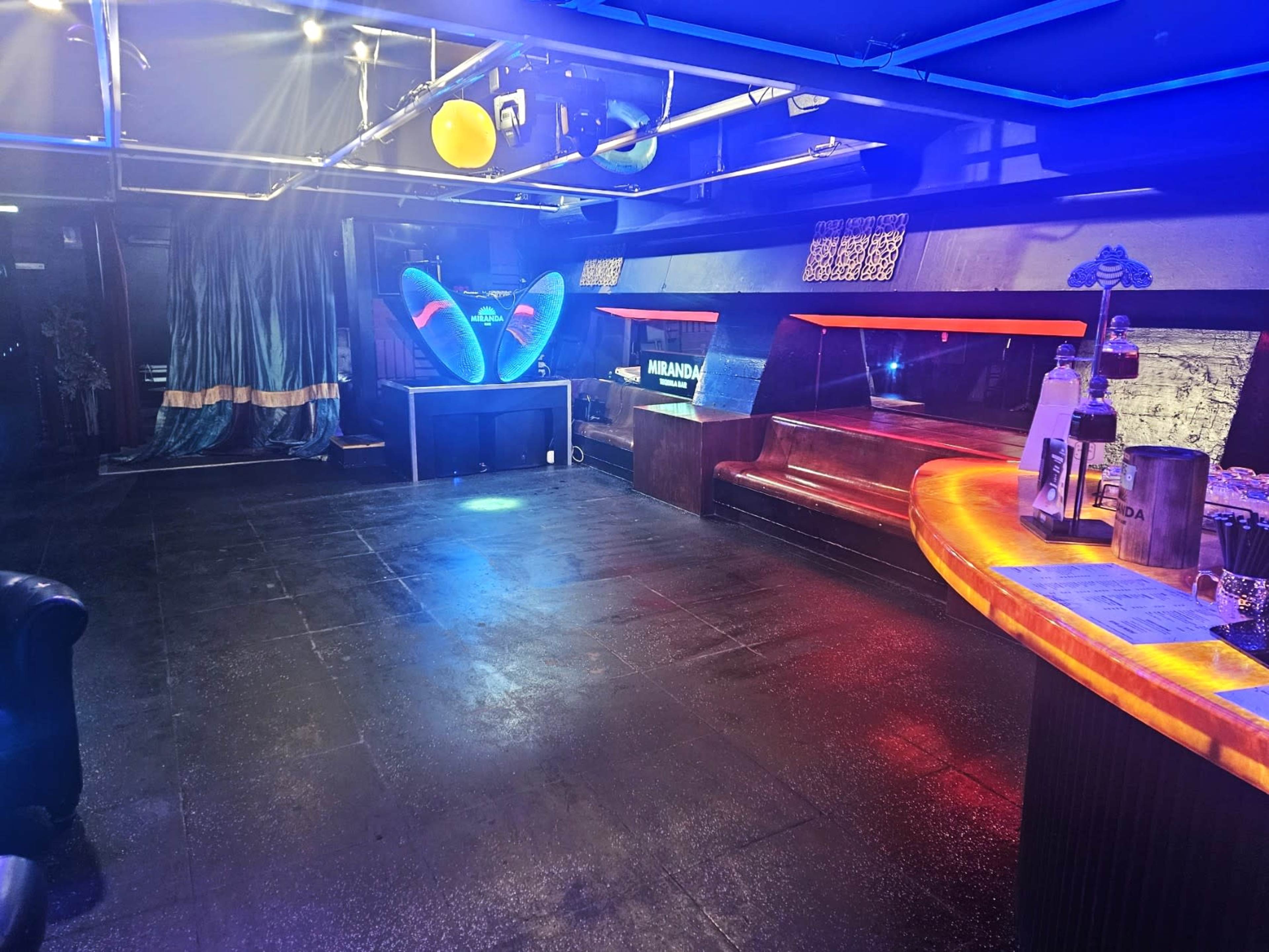 Miranda Bar | Downtown Bar or Club Setting, Melbourne | Production ...
