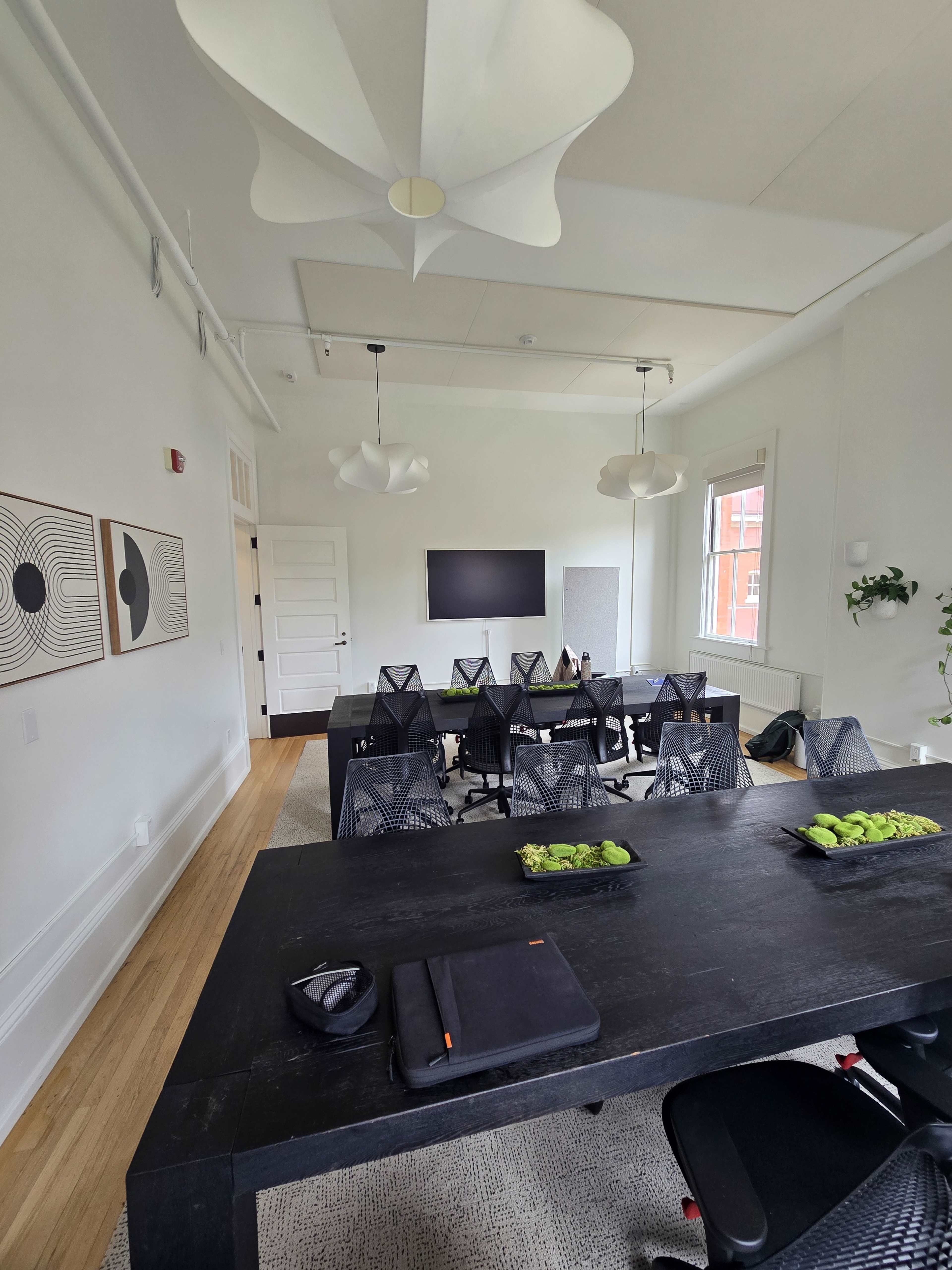 Modern Chic Office Overlooking the Iconic Golden Gate Bridge Image in Presidio of San Francisco, San Francisco, CA