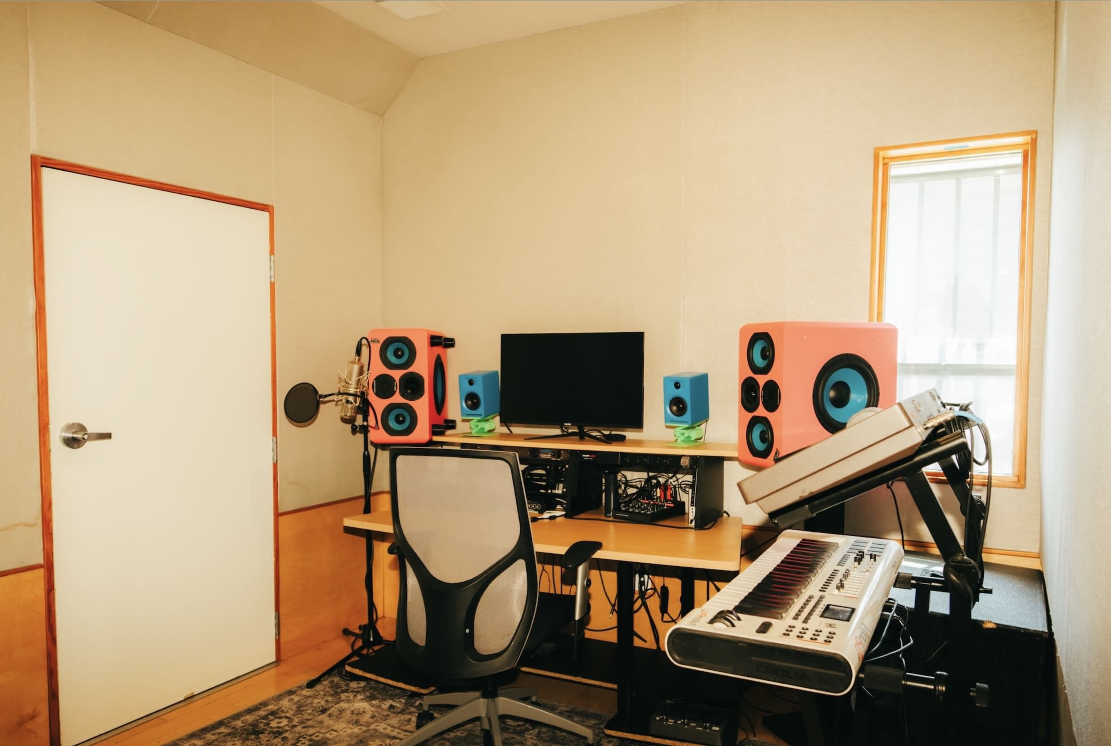 West LA High End Recording Studio (Z Room) Image in Sawtelle, Los Angeles, CA