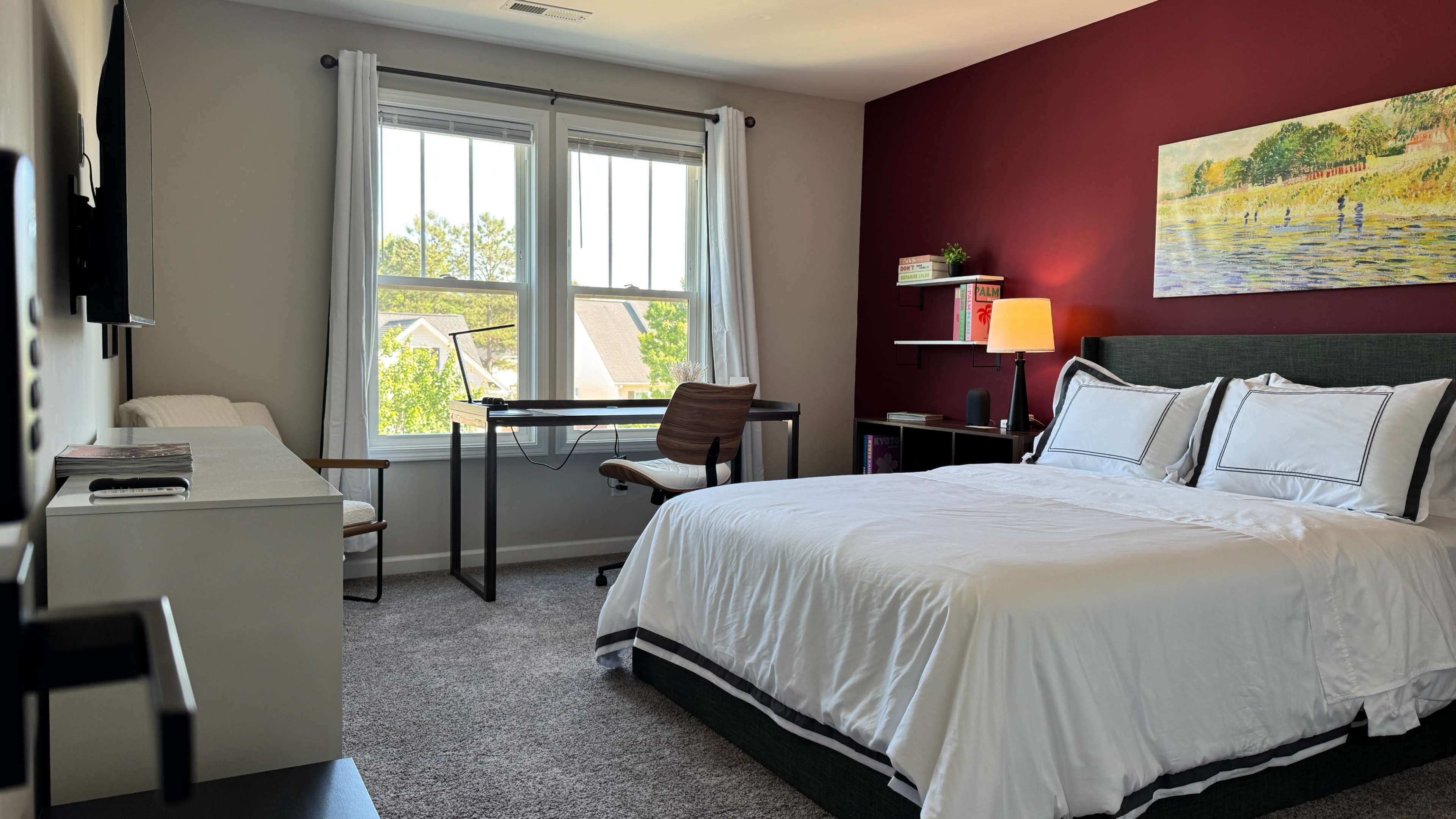 Sunny/Stylish Bedroom - Video/Photo/Podcasting Image in Groves Of Deerfield, Wendell, NC