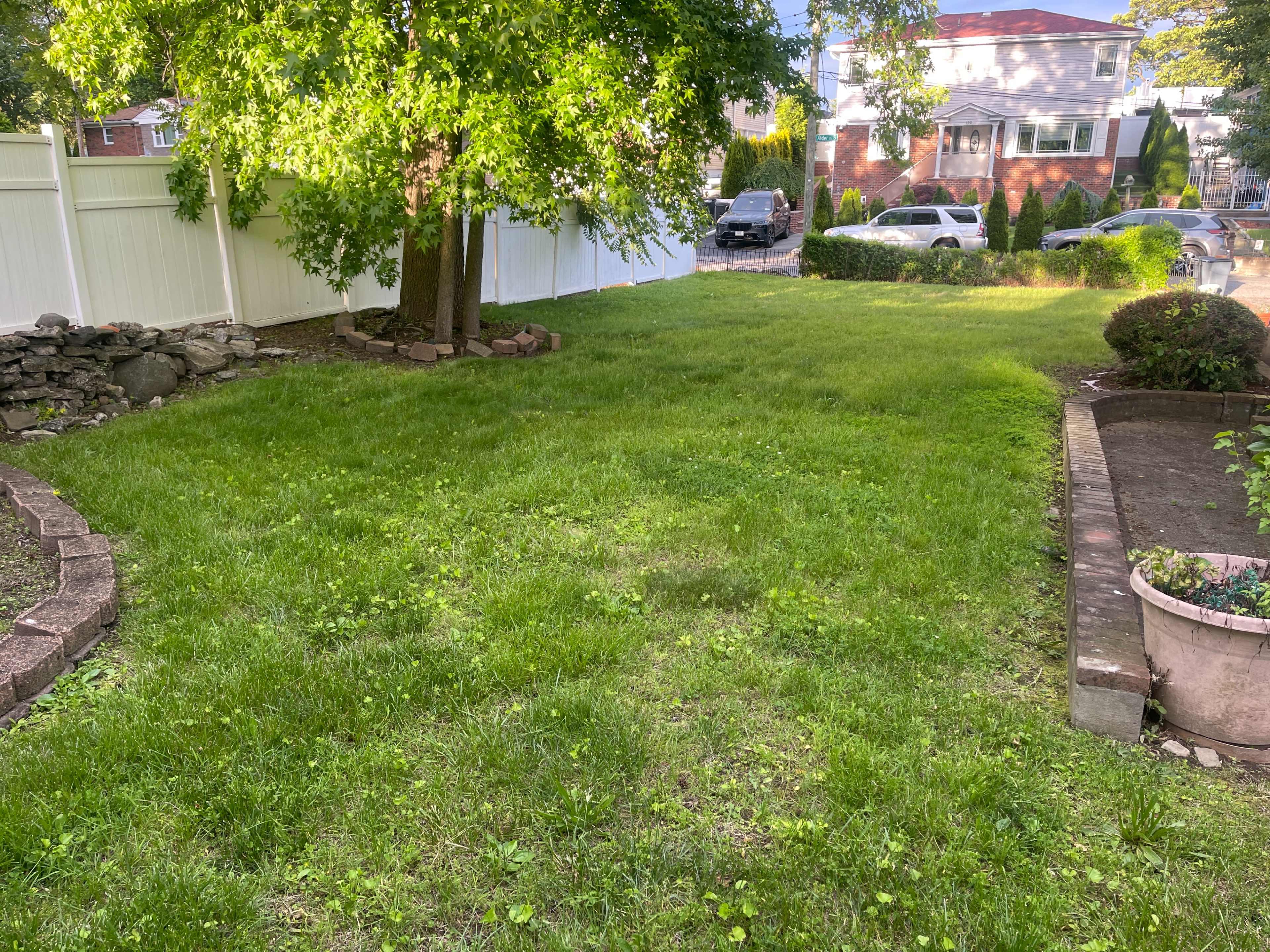 Large Front and Back yard Space Image in Park Hill, Yonkers, NY