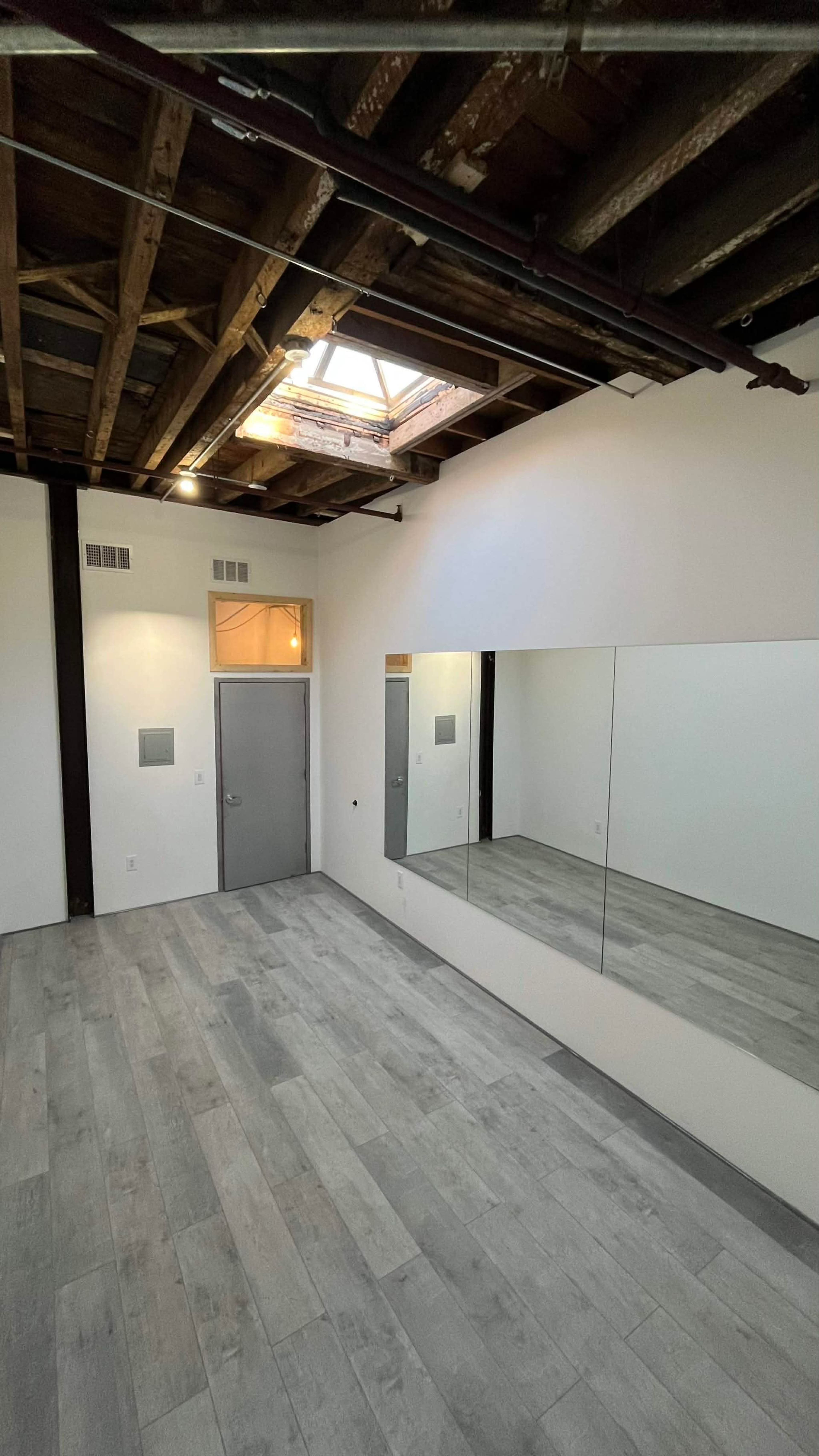 Brooklyn Dance Room 2 Image in East Williamsburg, New York, Brooklyn, NY