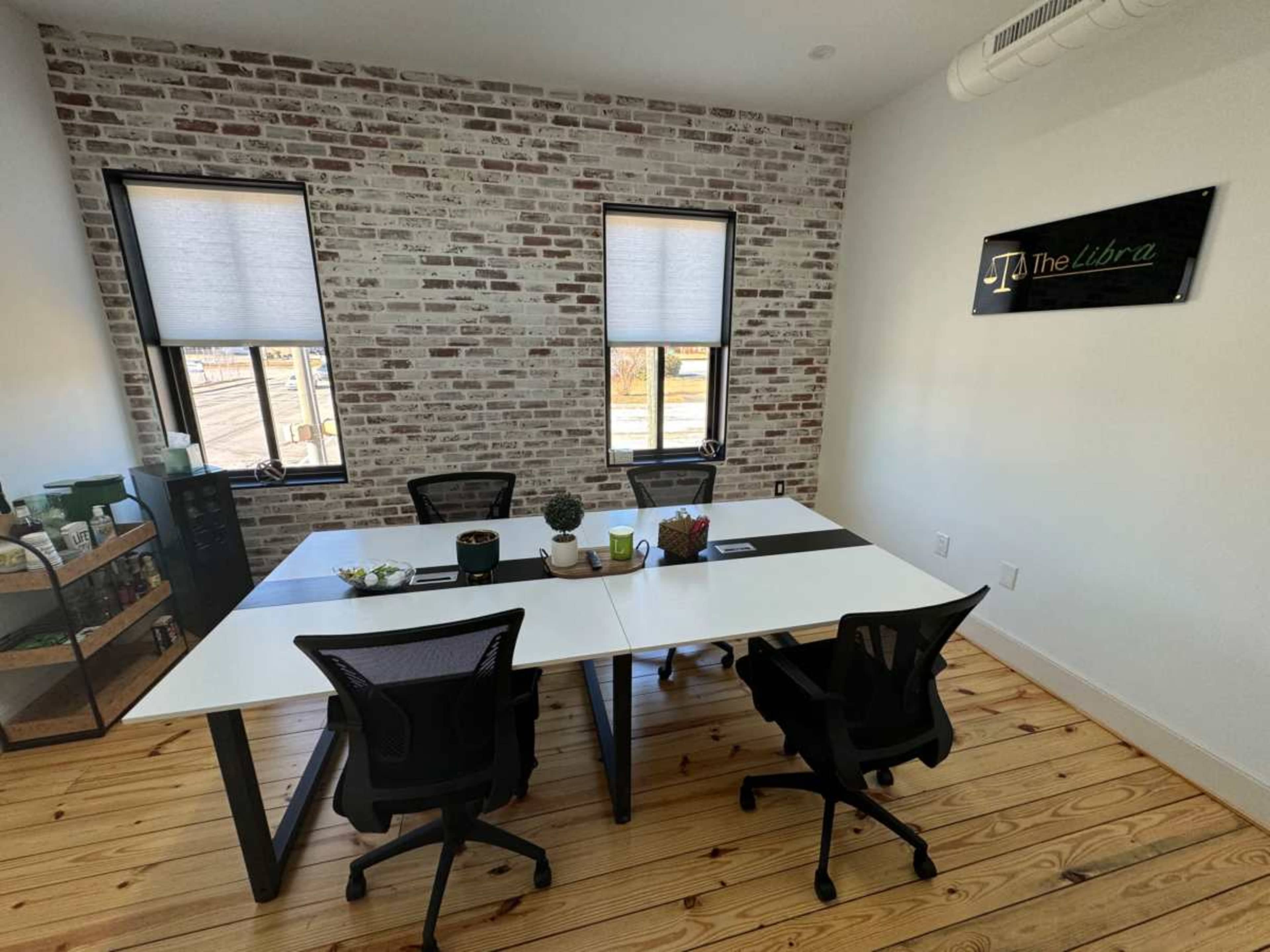 Office Space in West Columbia, SC Image in West Columbia, West Columbia, SC