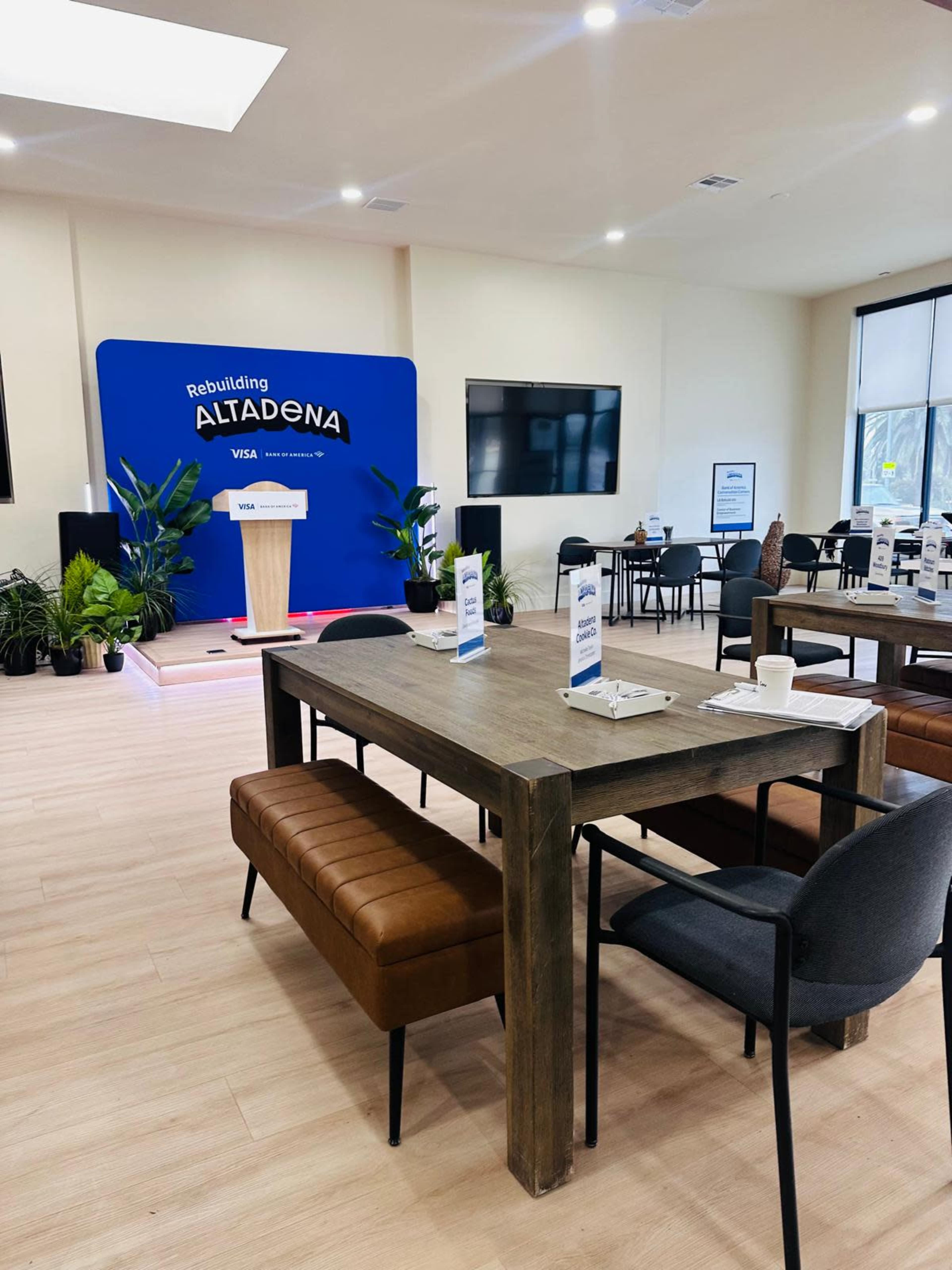 Downtown Creative Indoor Studio for Meetings & Productions Image in Altadena, 409 E Woodbury Rd Altadena, CA 91001, CA