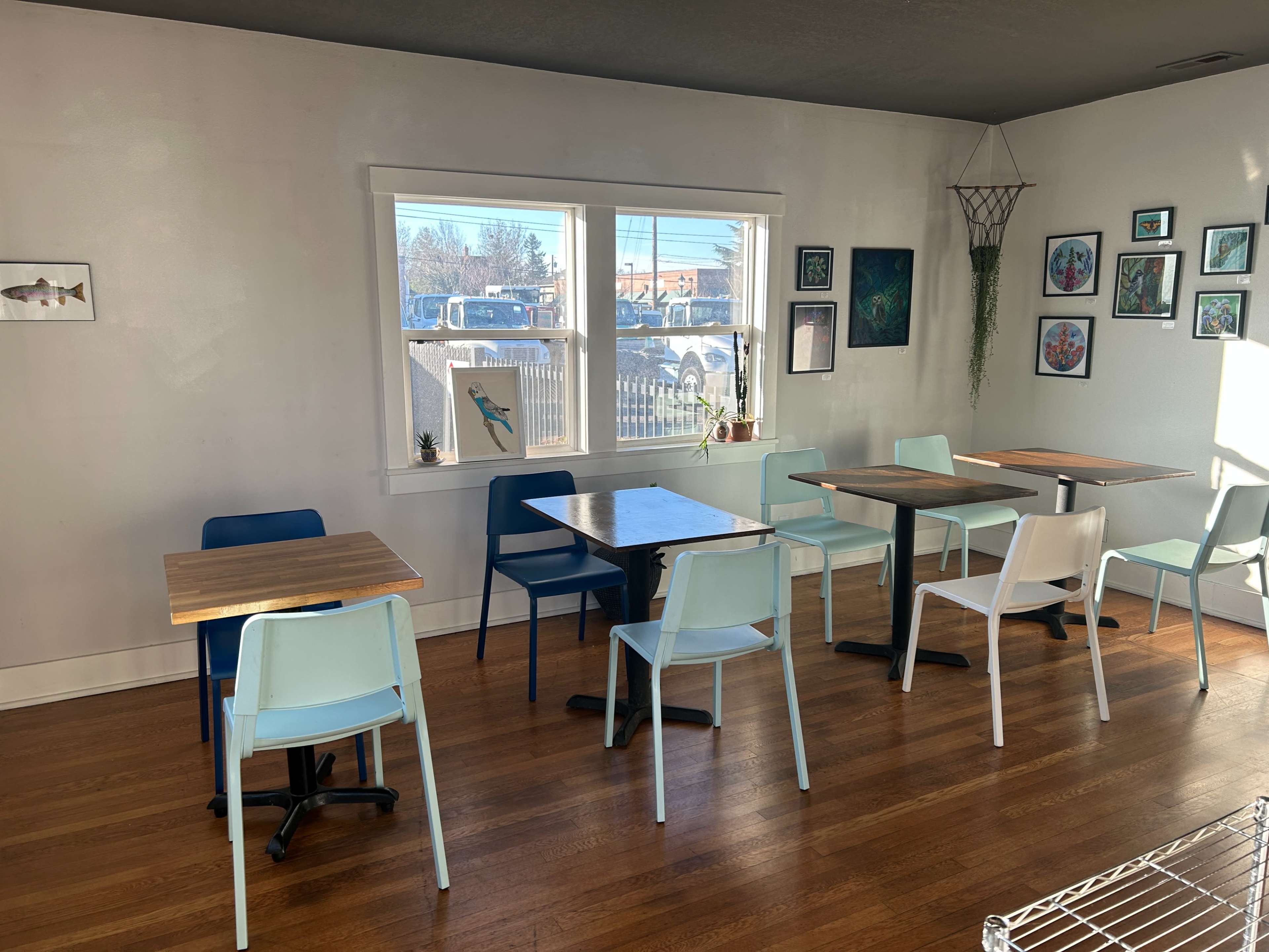 Homey coffeehouse Image in Northeast Portland, Portland, OR