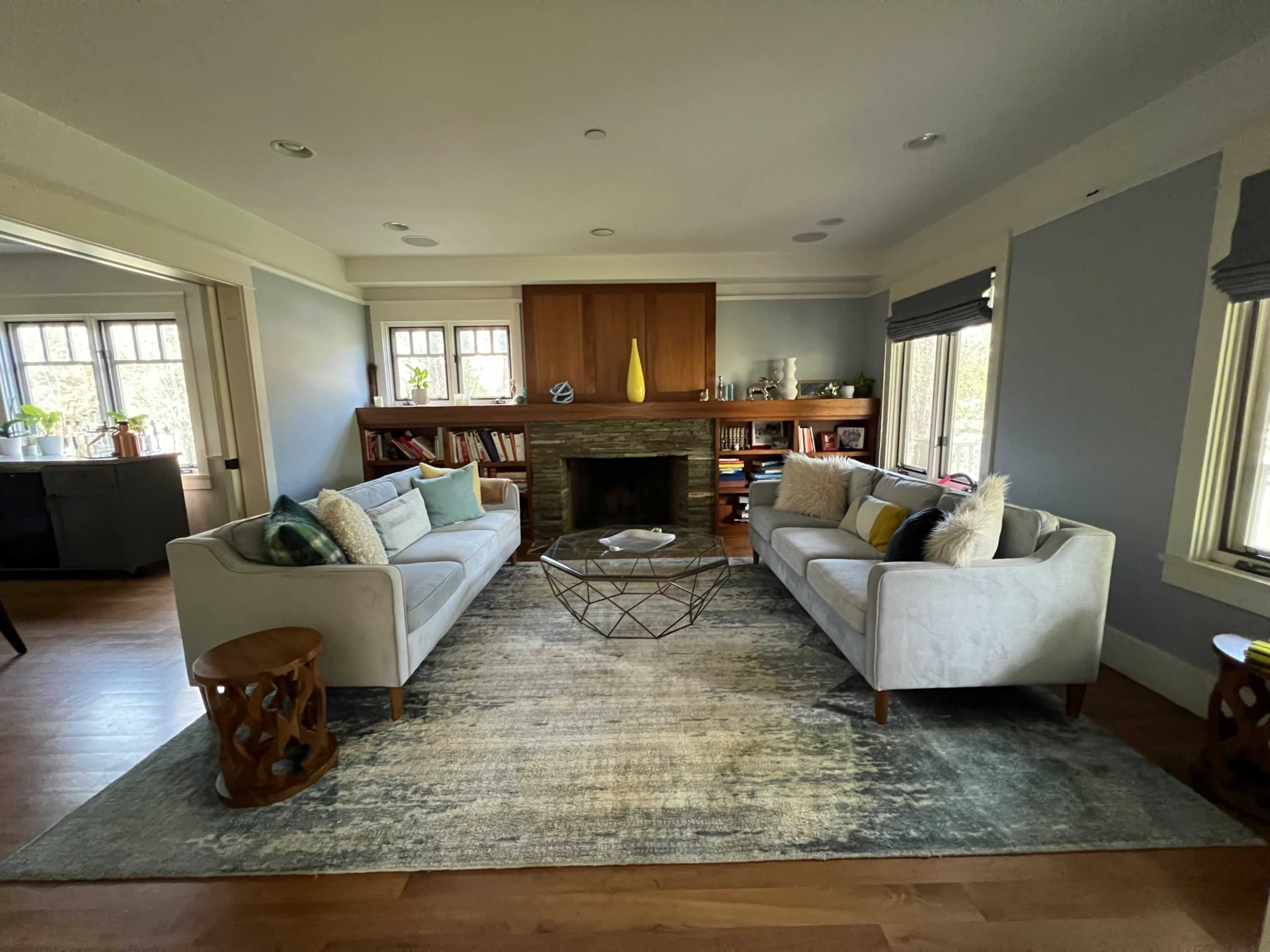Inviting and warm modern day craftsman home Image in Sunset Park, santa monica, CA