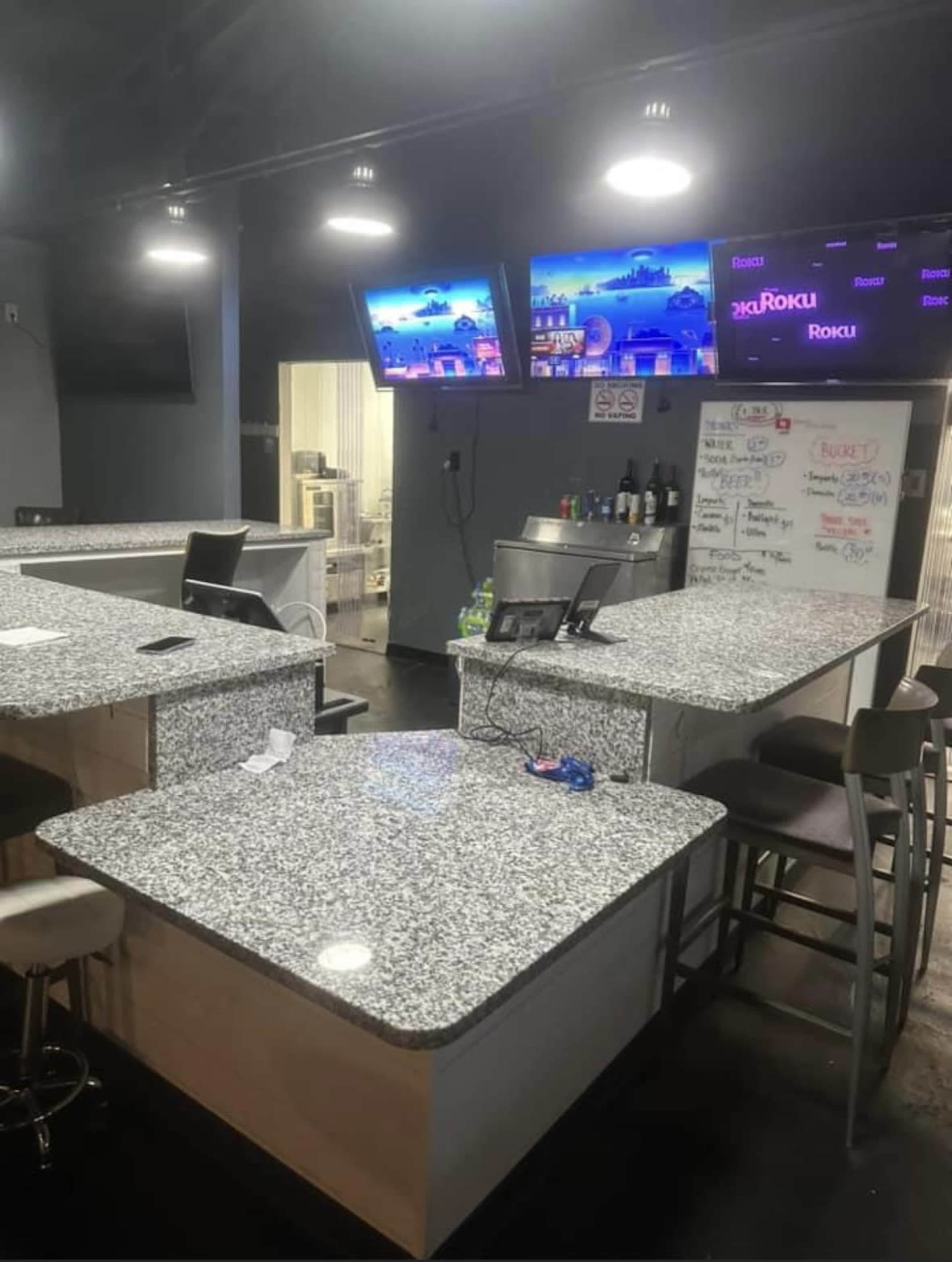 Dance Club equipped with bar and kitchen Image in Riverview, RIVERVIEW, FL
