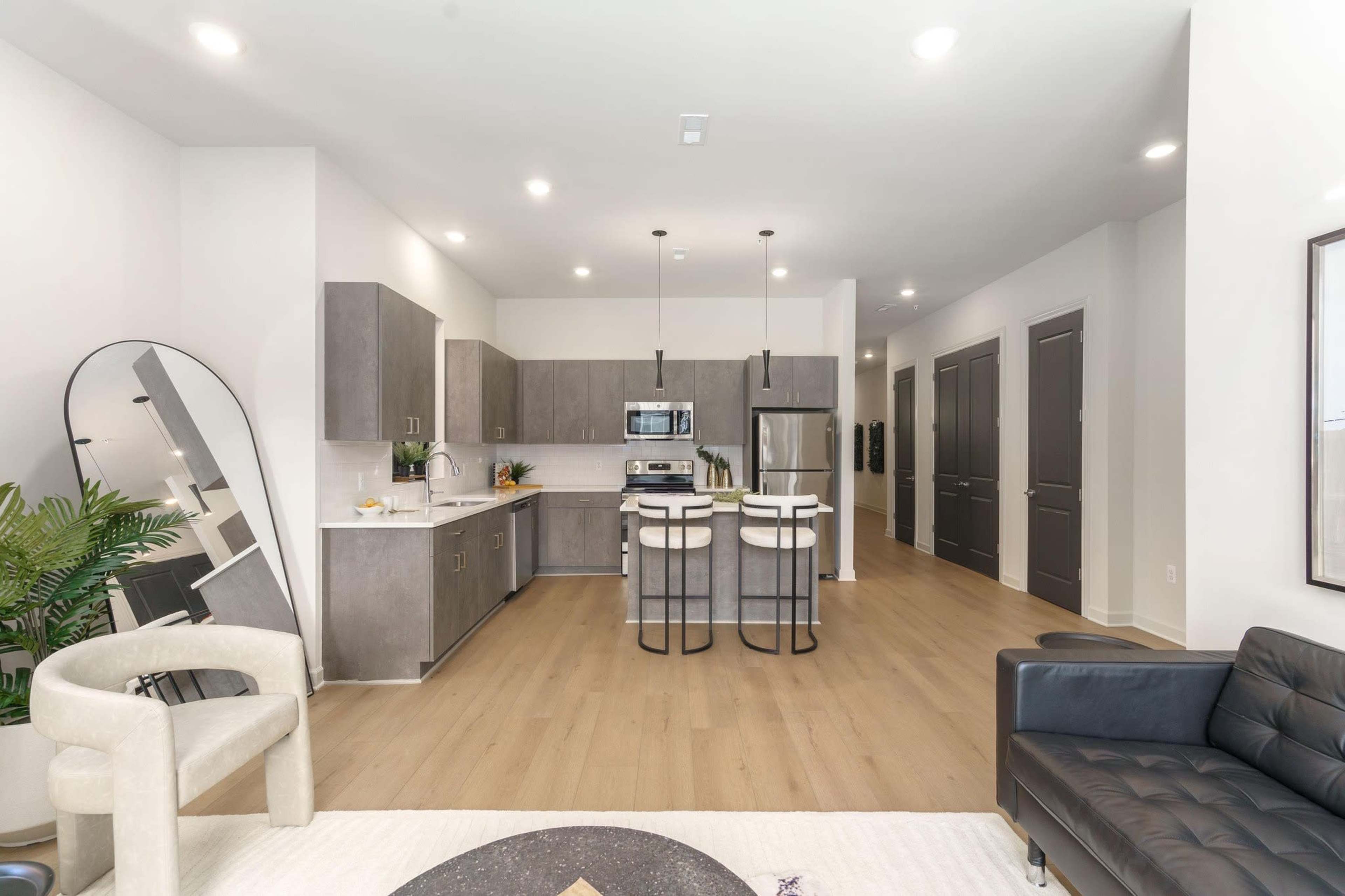 Mins Away from LCA Downtown Detroit Modern Designed Apartment Image in Woodbridge, Detroit, MI
