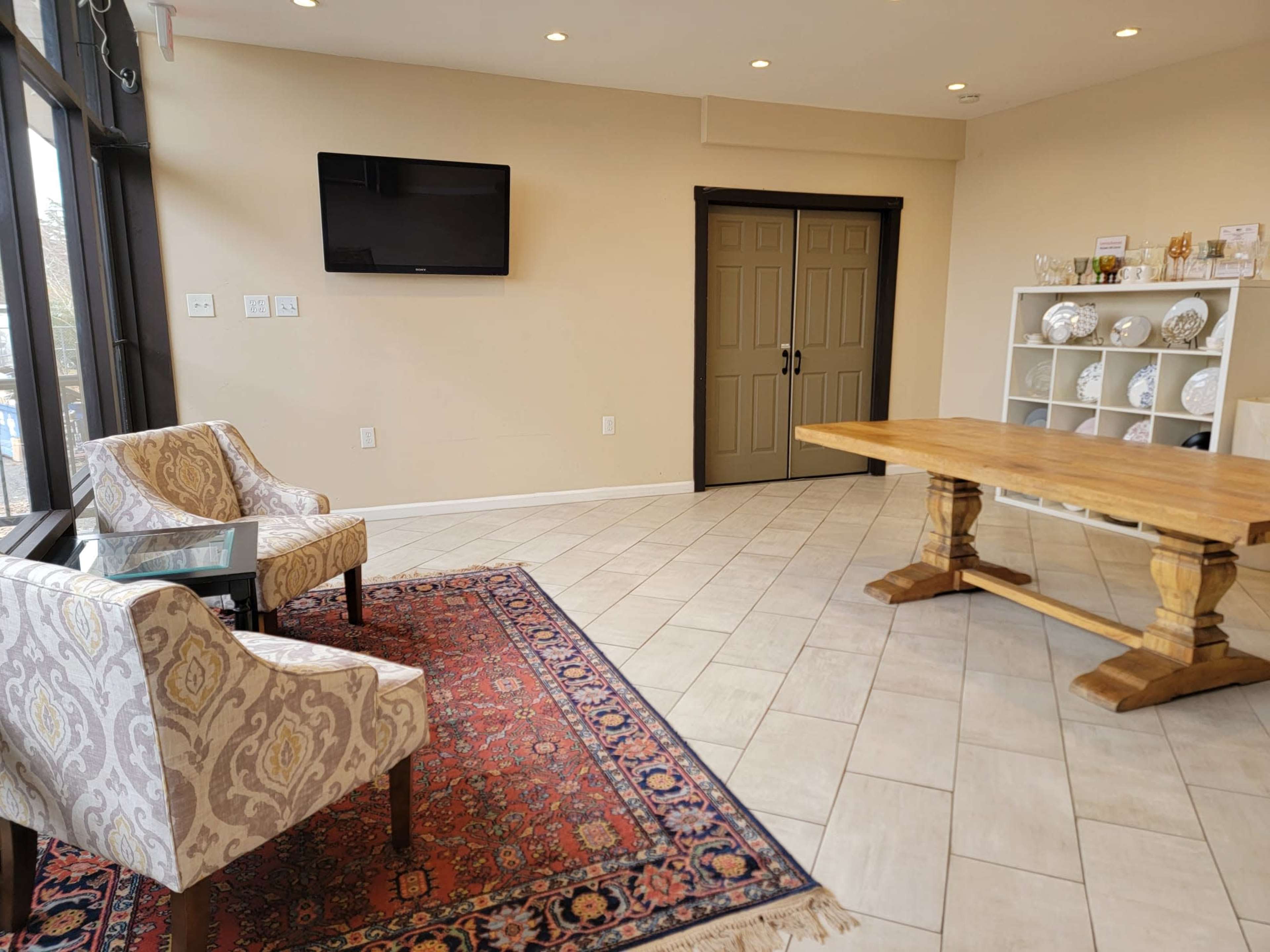 CR Tasting Room - airy, bright, industrial chic, urban, clean Image in Newington, Springfield, VA