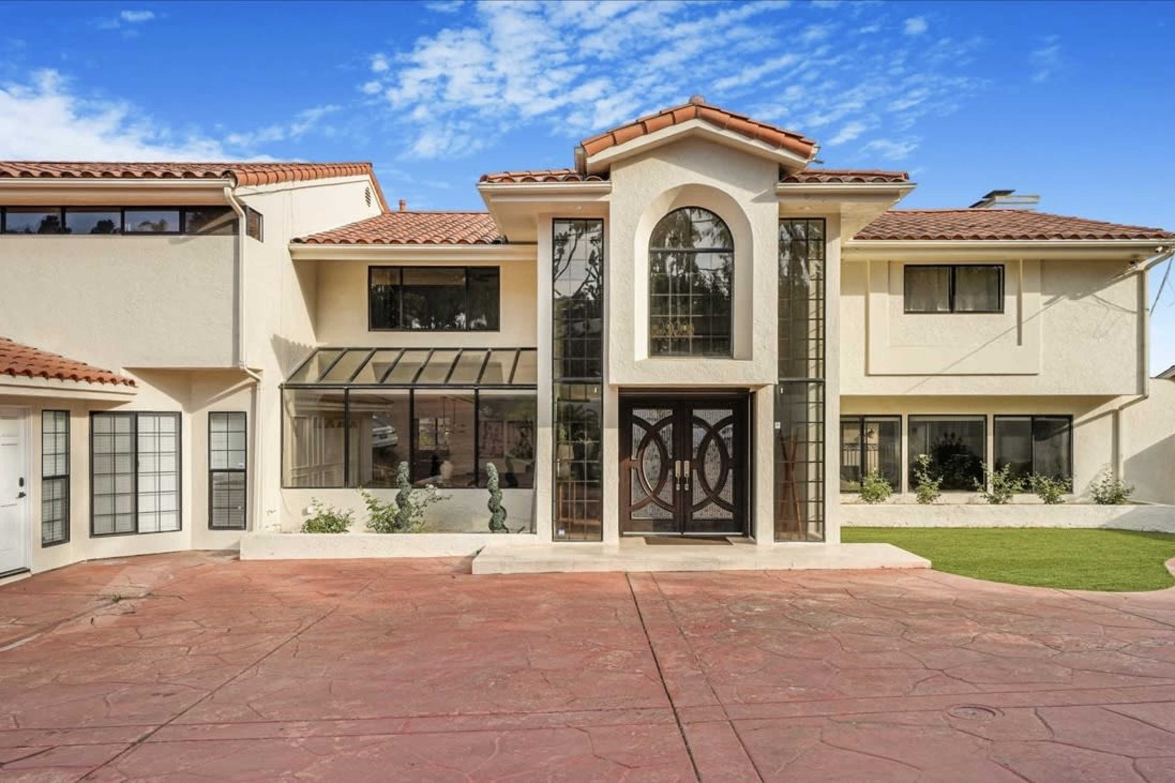 Sweetwater Manor Image in Bonita, Bonita, CA