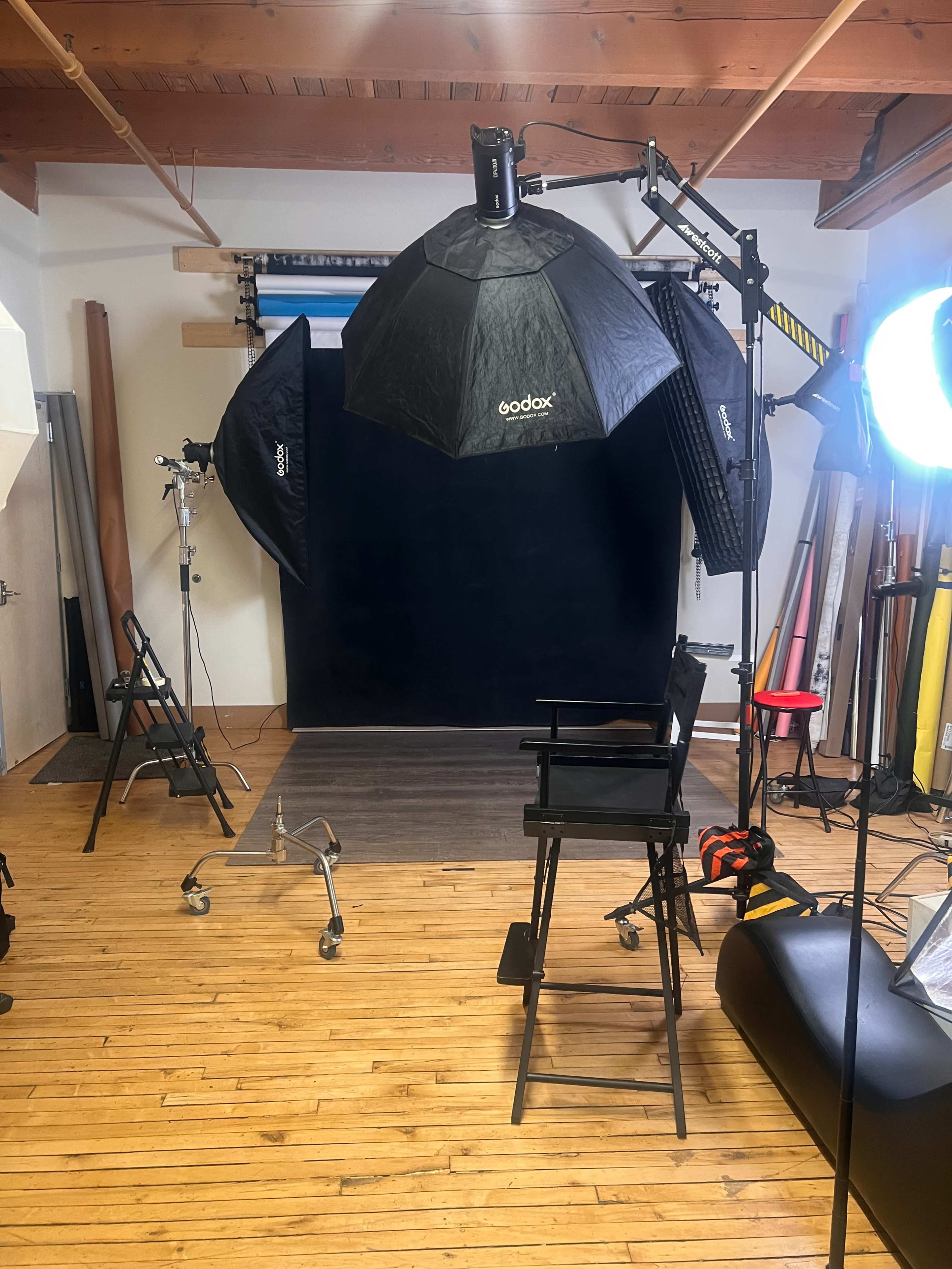 Traditional Photography Studio Image in Garfield Park, Chicago, IL