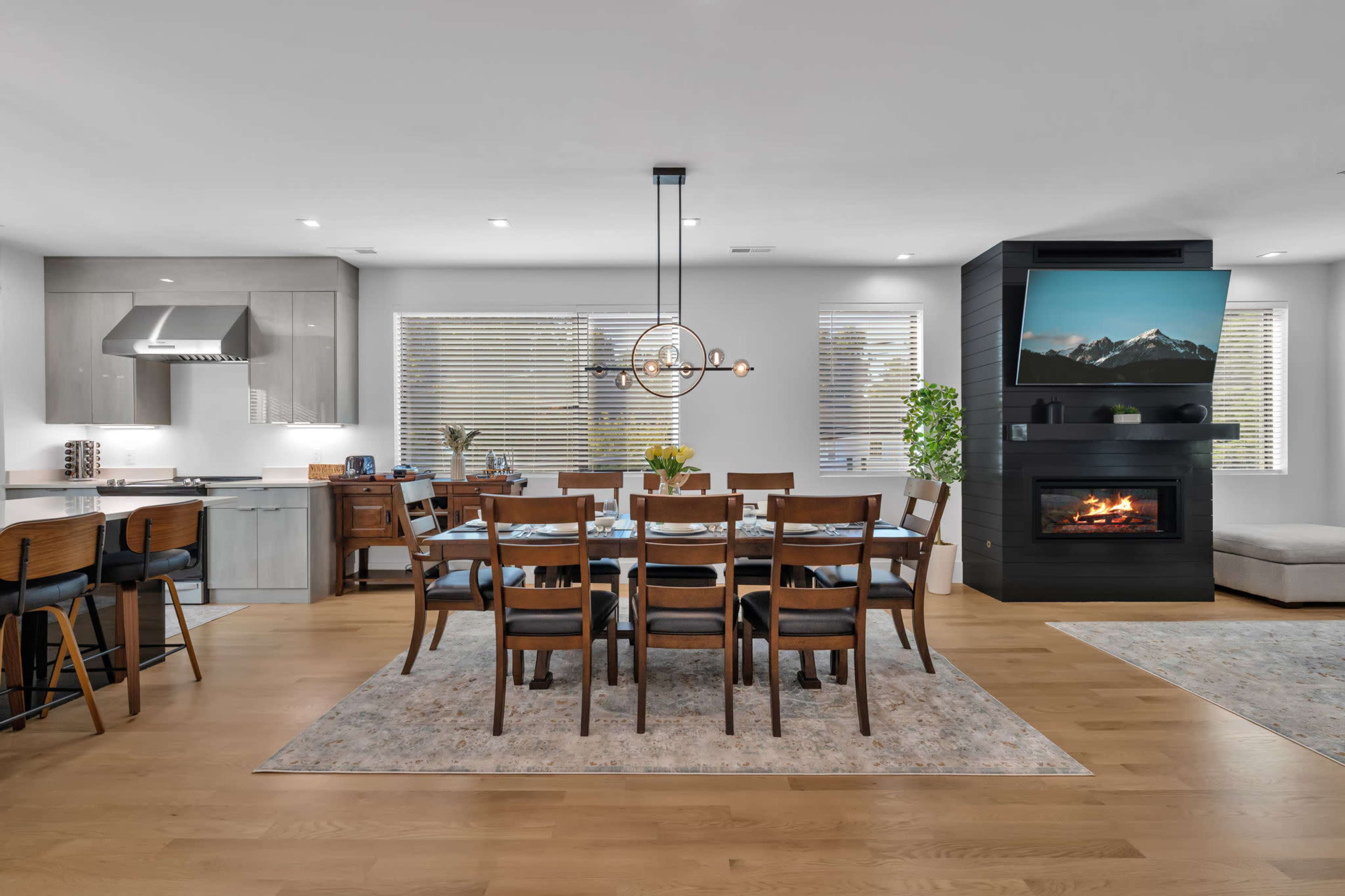 Aruna - Modern 7BR/7.5BA Home with Rooftop • Five Point Raleigh Image in Hi-mount, Raleigh, NC