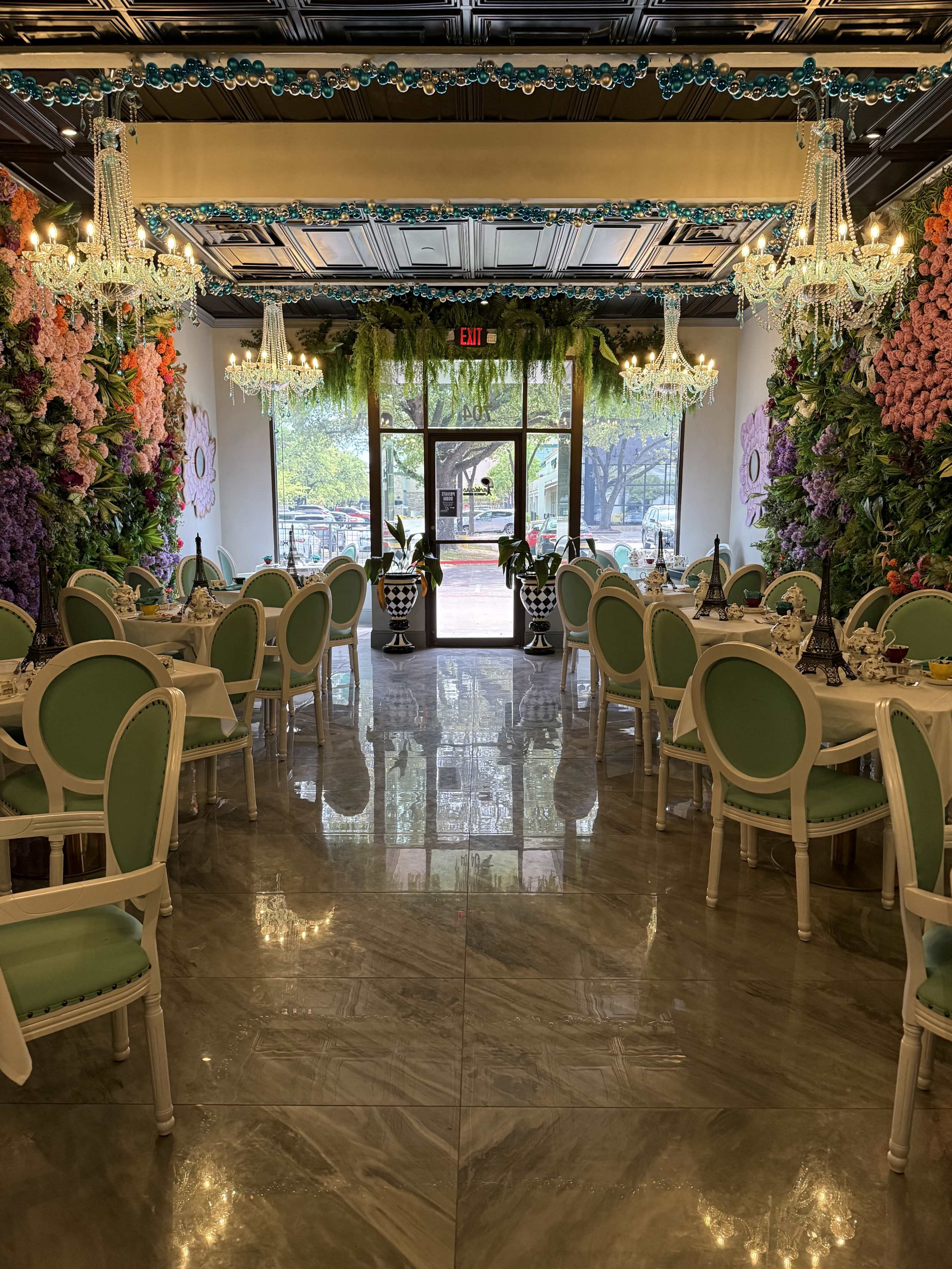 Beautiful Private Room In the Heart Of Addison Image in Addison, Dallas, TX