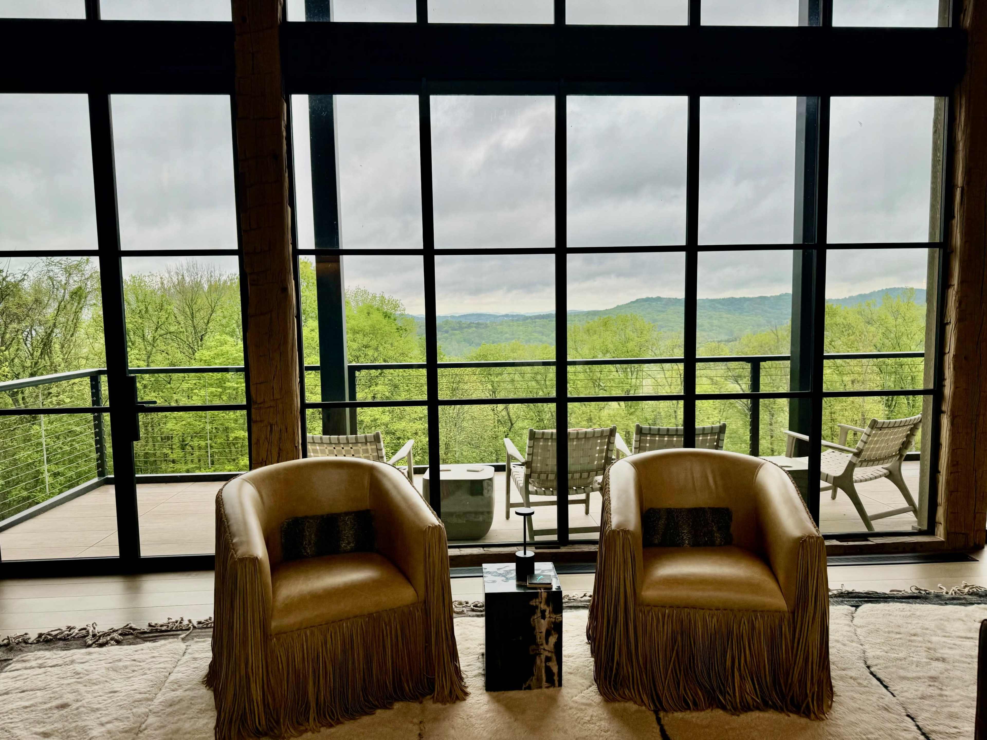 Hilltop Estate with Skyline/Mountain View Image in , Nolensville, TN