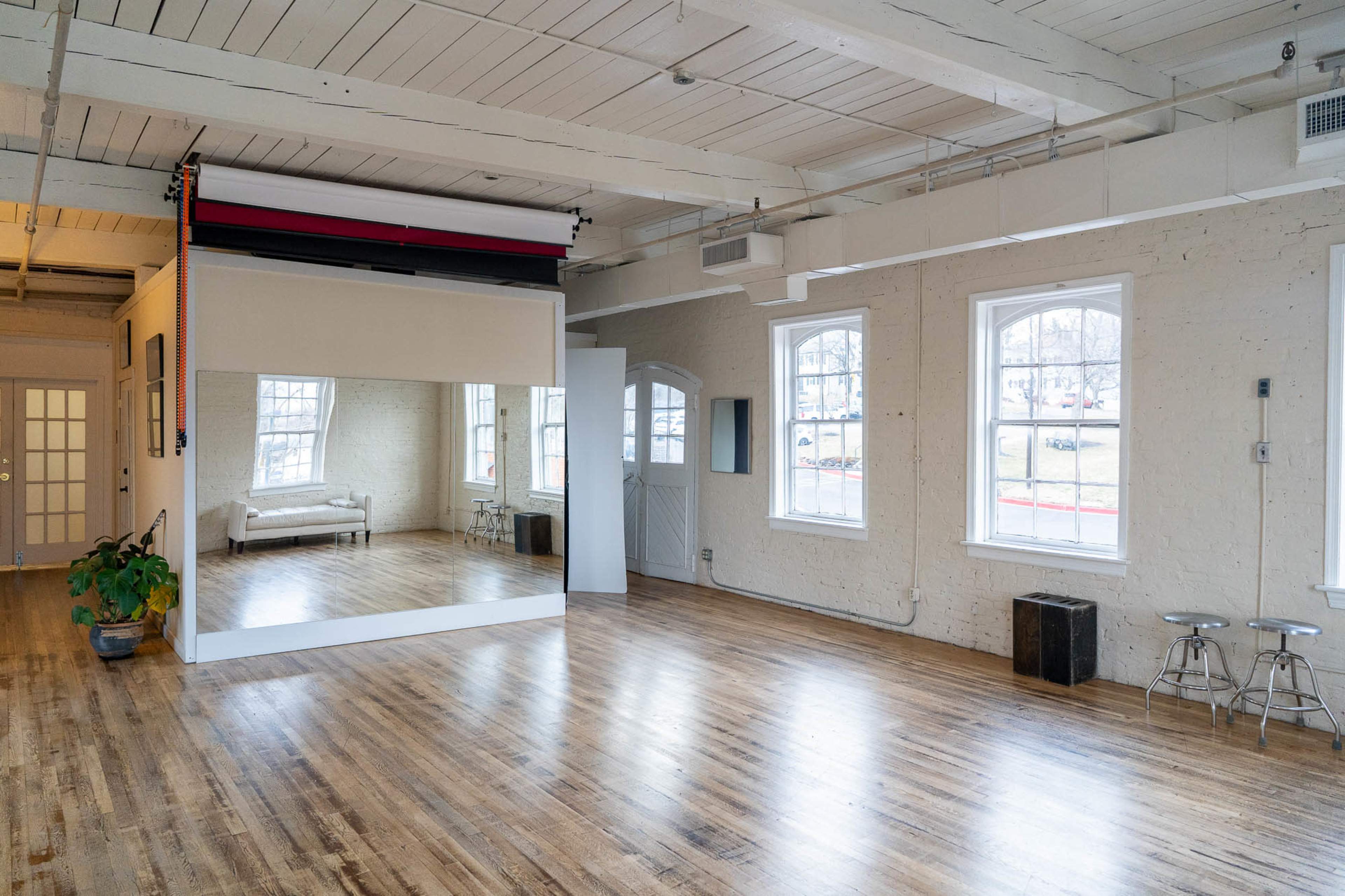 Historic Mill Photography Studio with Stunning Natural Light Image in , Savage, MD