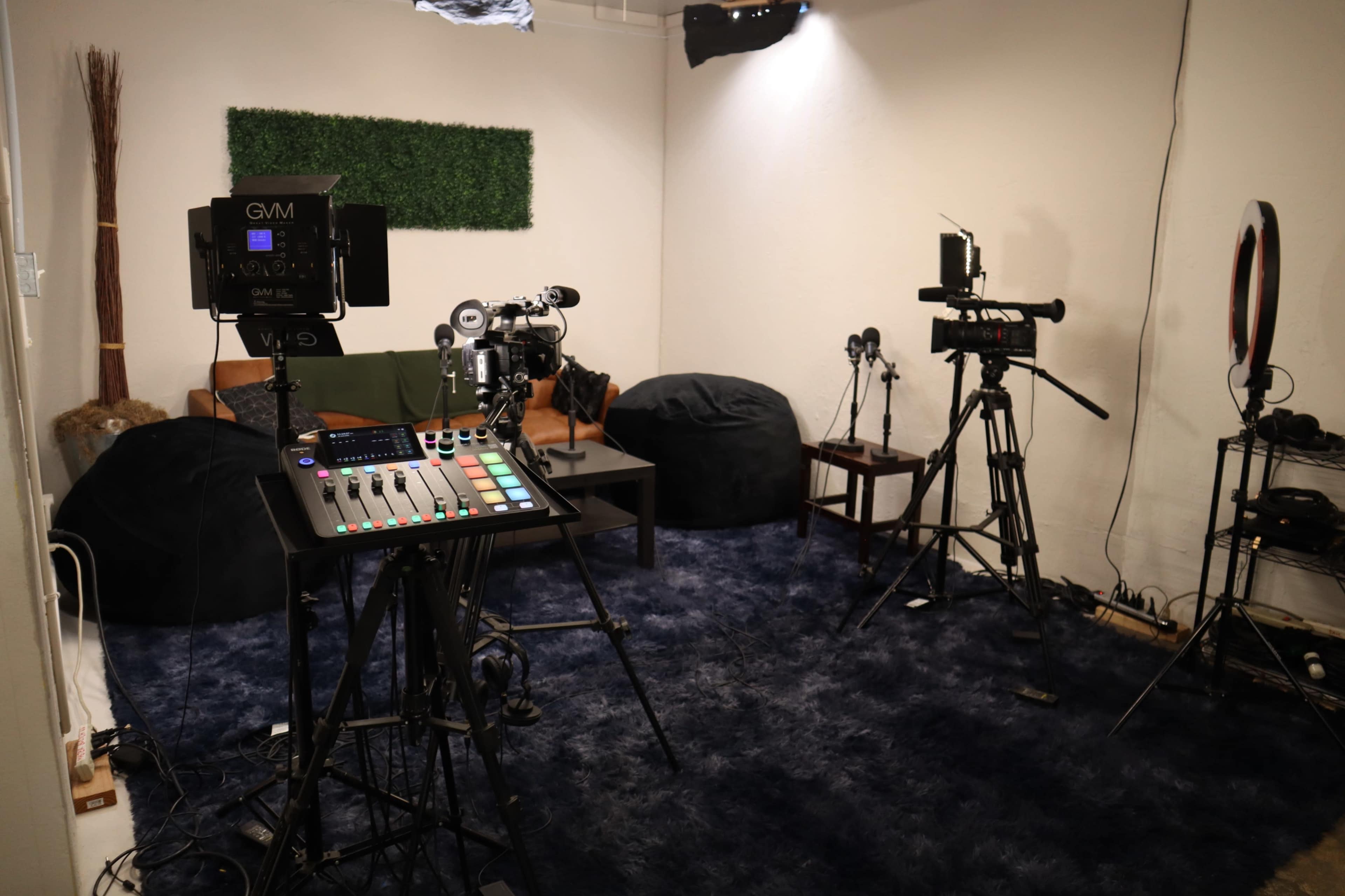 Modern Video Podcast Studio With Audio and Video Equipment Image in Southeast Anaheim, Anaheim, CA