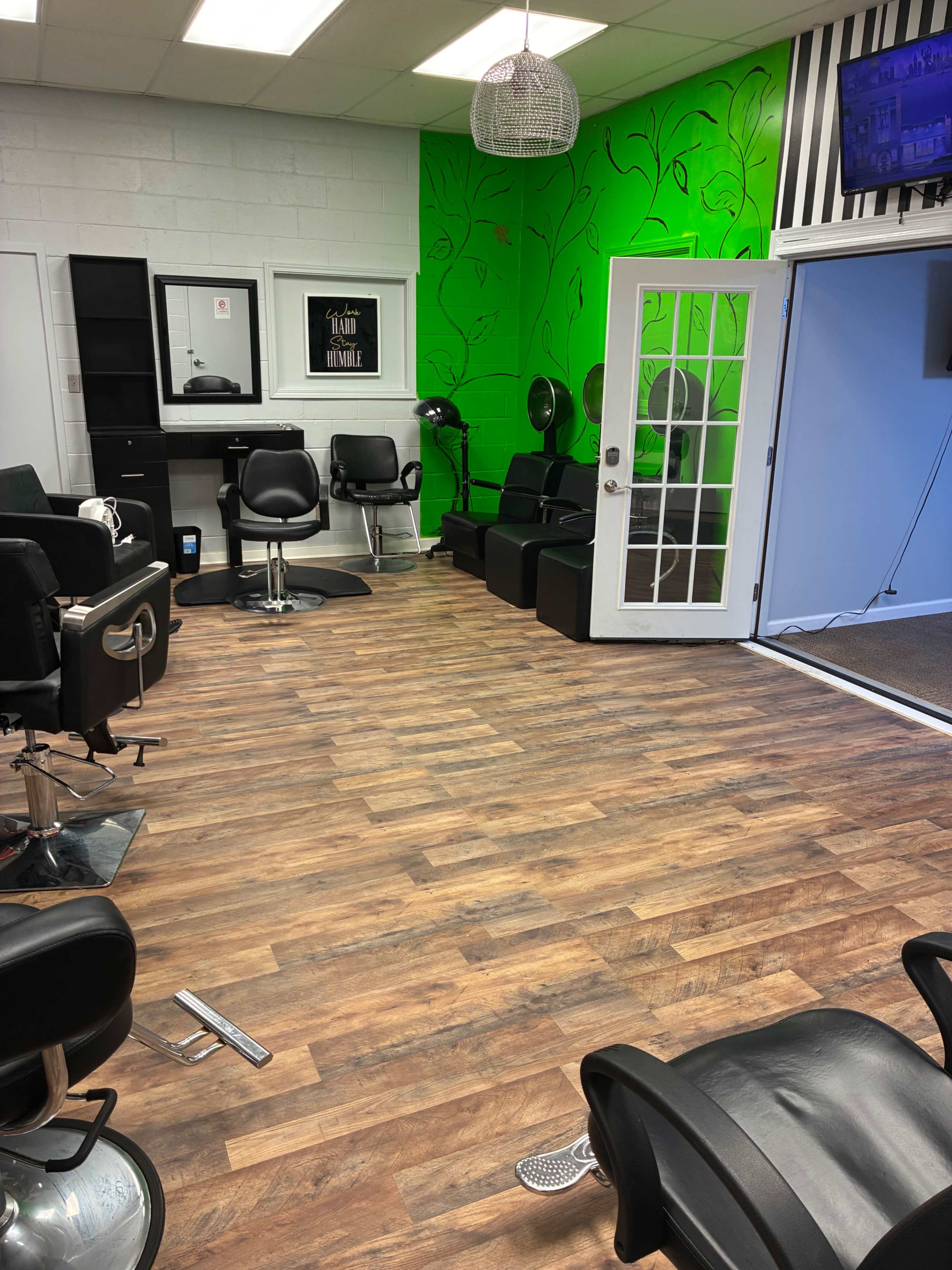 Historic Stone Mountain Spa & Salon Meeting & Workshops Image in Stone Mountain, Stone Mountain, GA