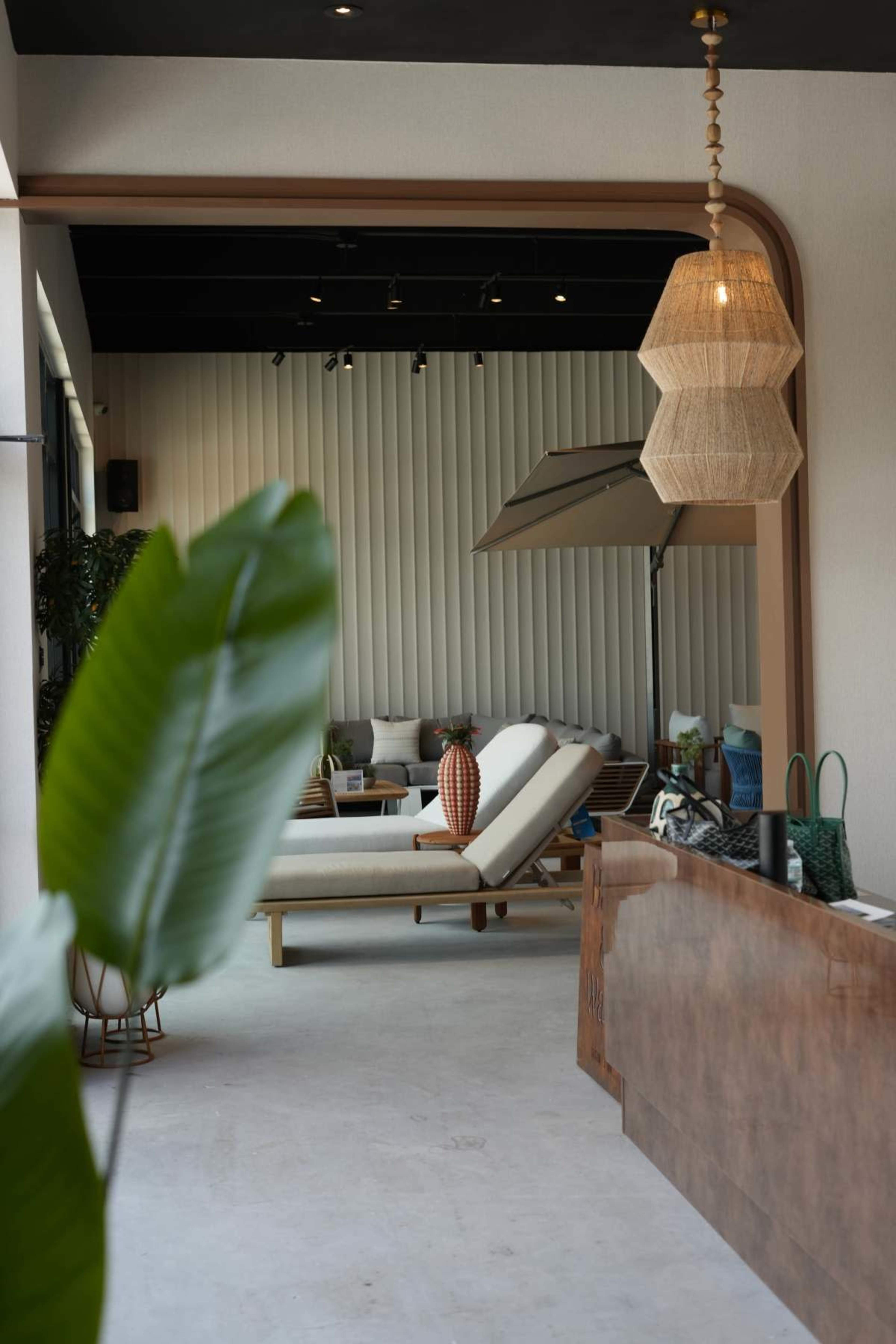 Modern Showroom with Outdoor Lounge in Tampa Image in Tampa Heights, Tampa, FL