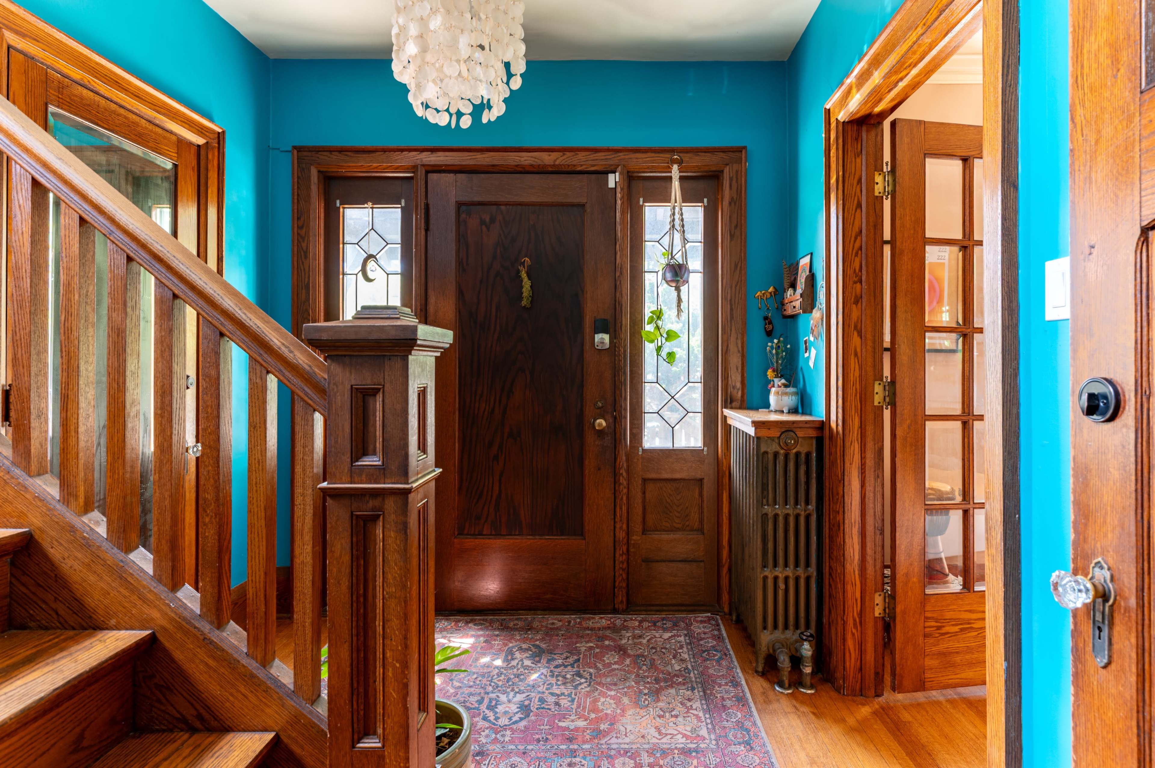 Historic Manor Near the Sandy Shore of Lake Erie Image in Norfolk, Simcoe, ON