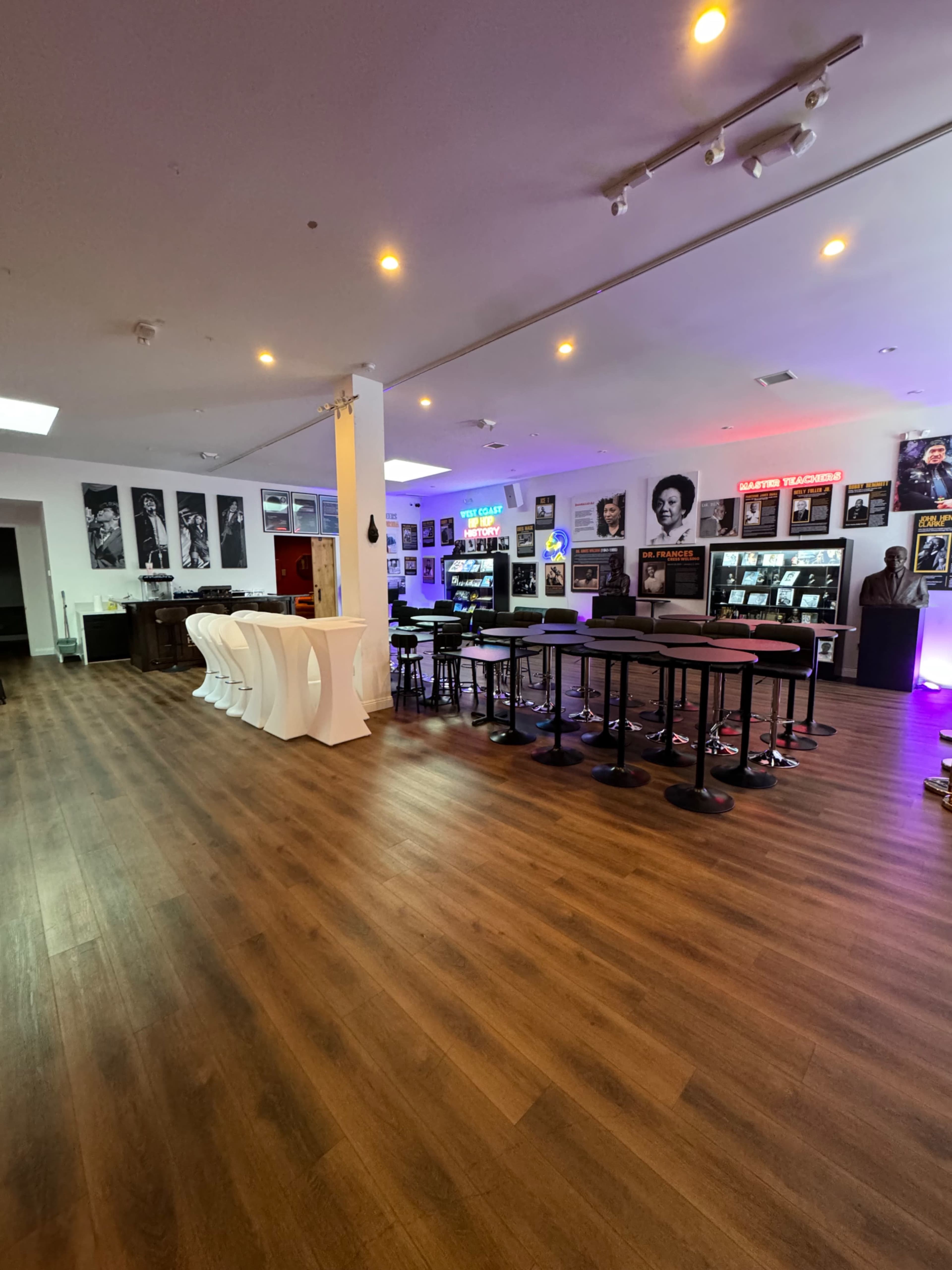 Urban Indoor & Outdoor Event Space Image in Jefferson Park, Los Angeles, CA