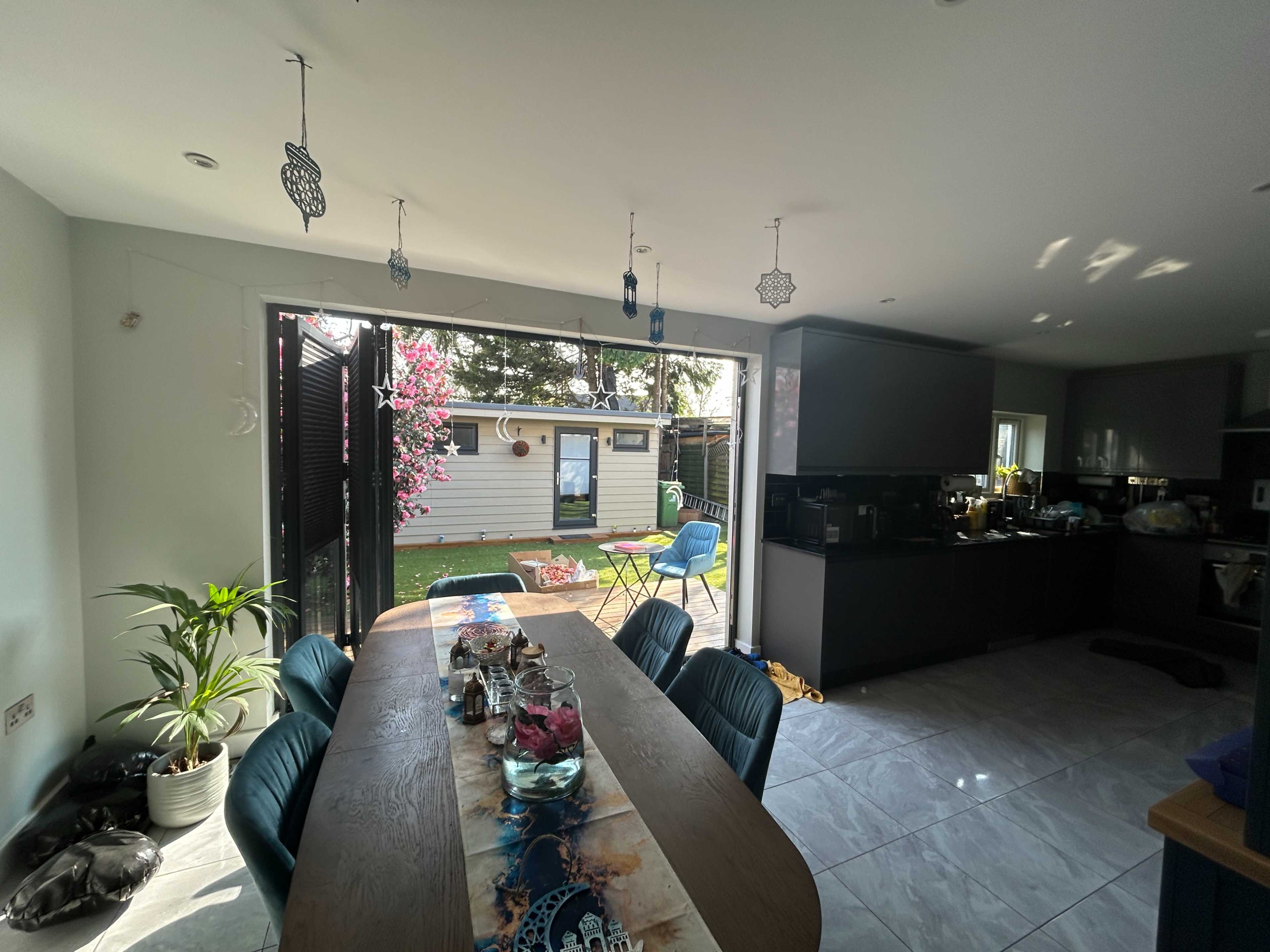 Modern living and dining space with large garden in central London Image in London, london, ENG