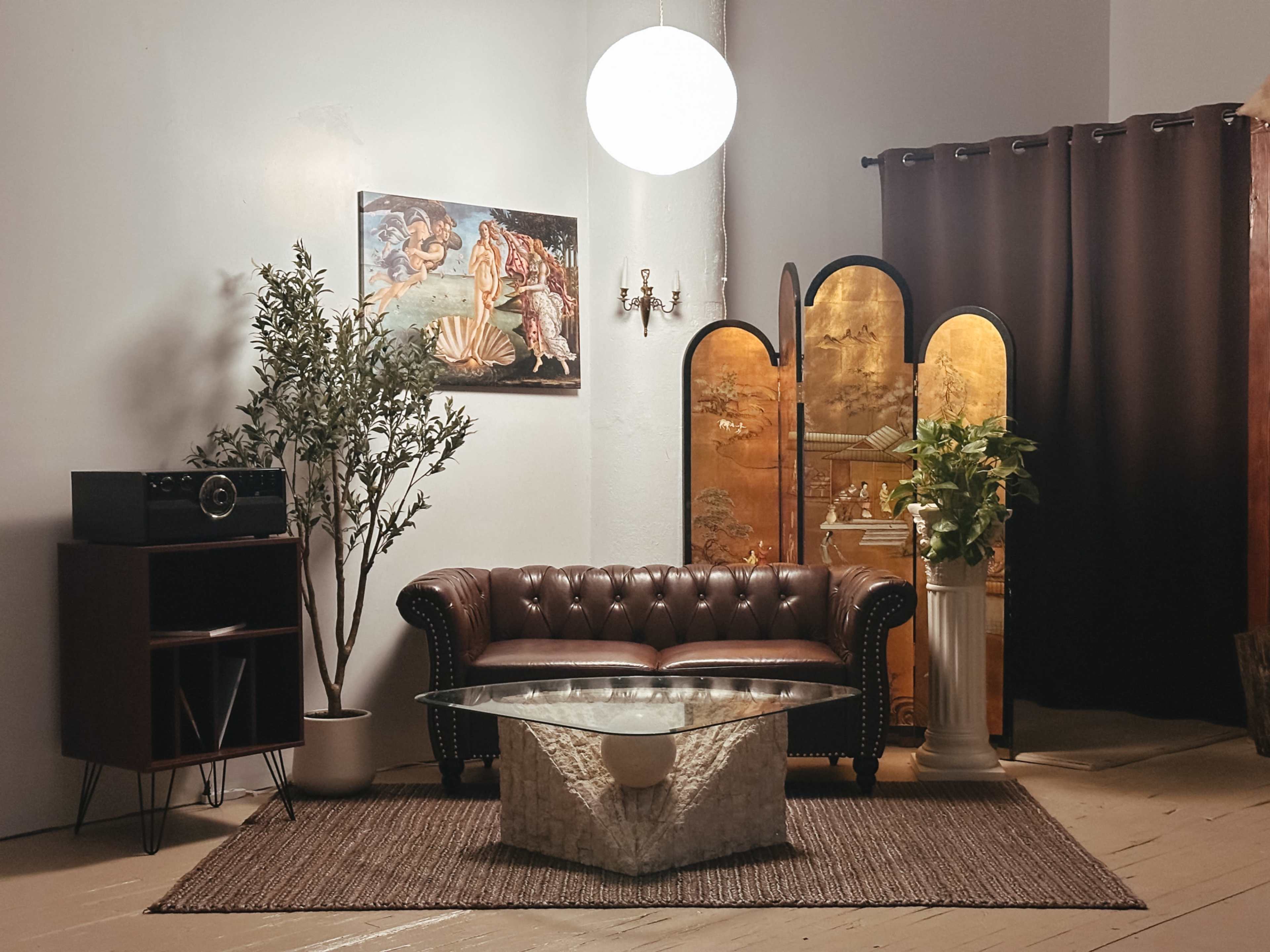 BEST VALUE! Beautiful Vintage Inspired Brooklyn Studio with tons of Profoto gear included! Image in Bedford-Stuyvesant, Brooklyn, NY