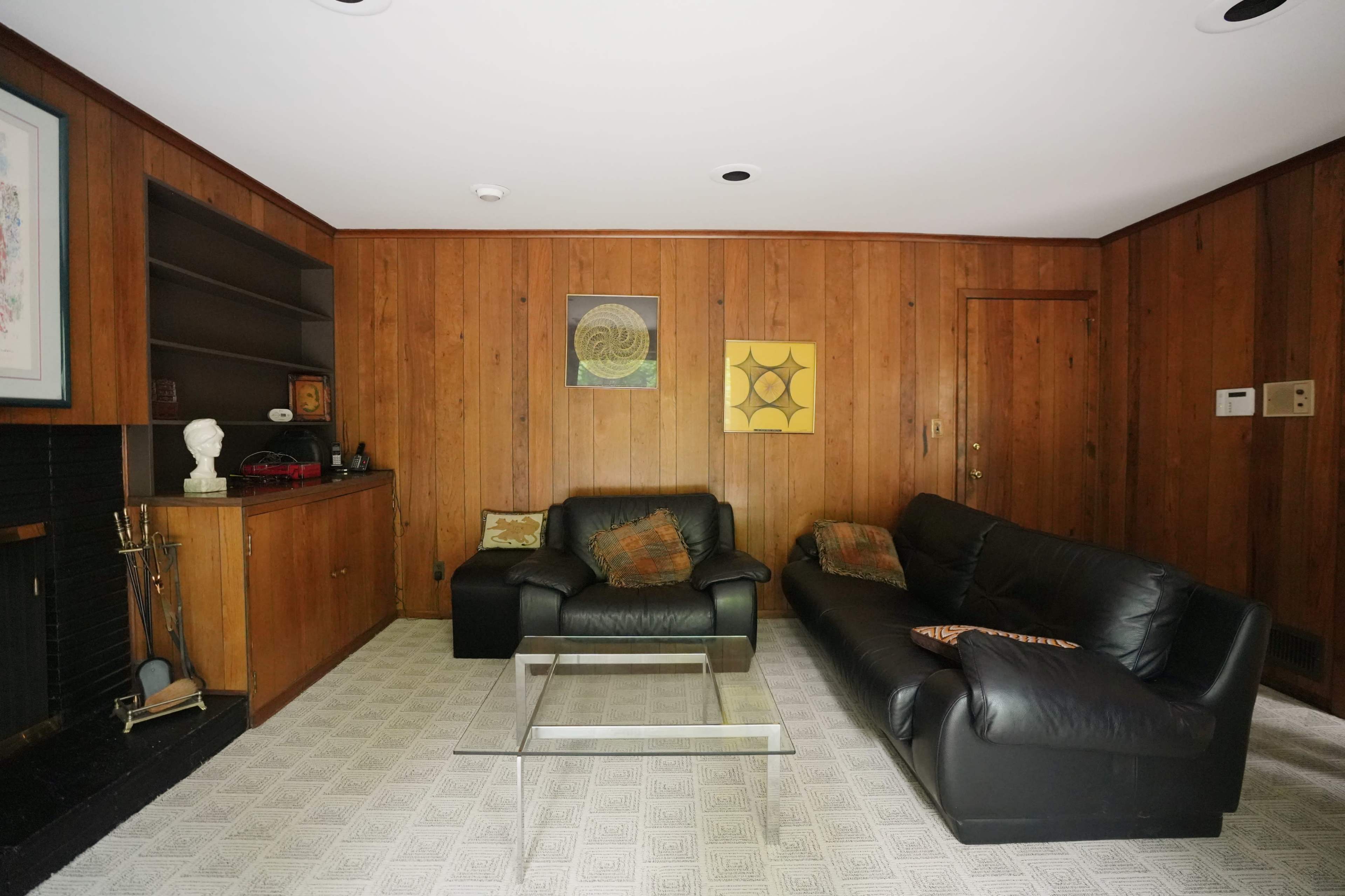 Vintage Furnished Retro House with Carpeting & Wood Paneling Image in North Hempstead, Roslyn Heights, NY