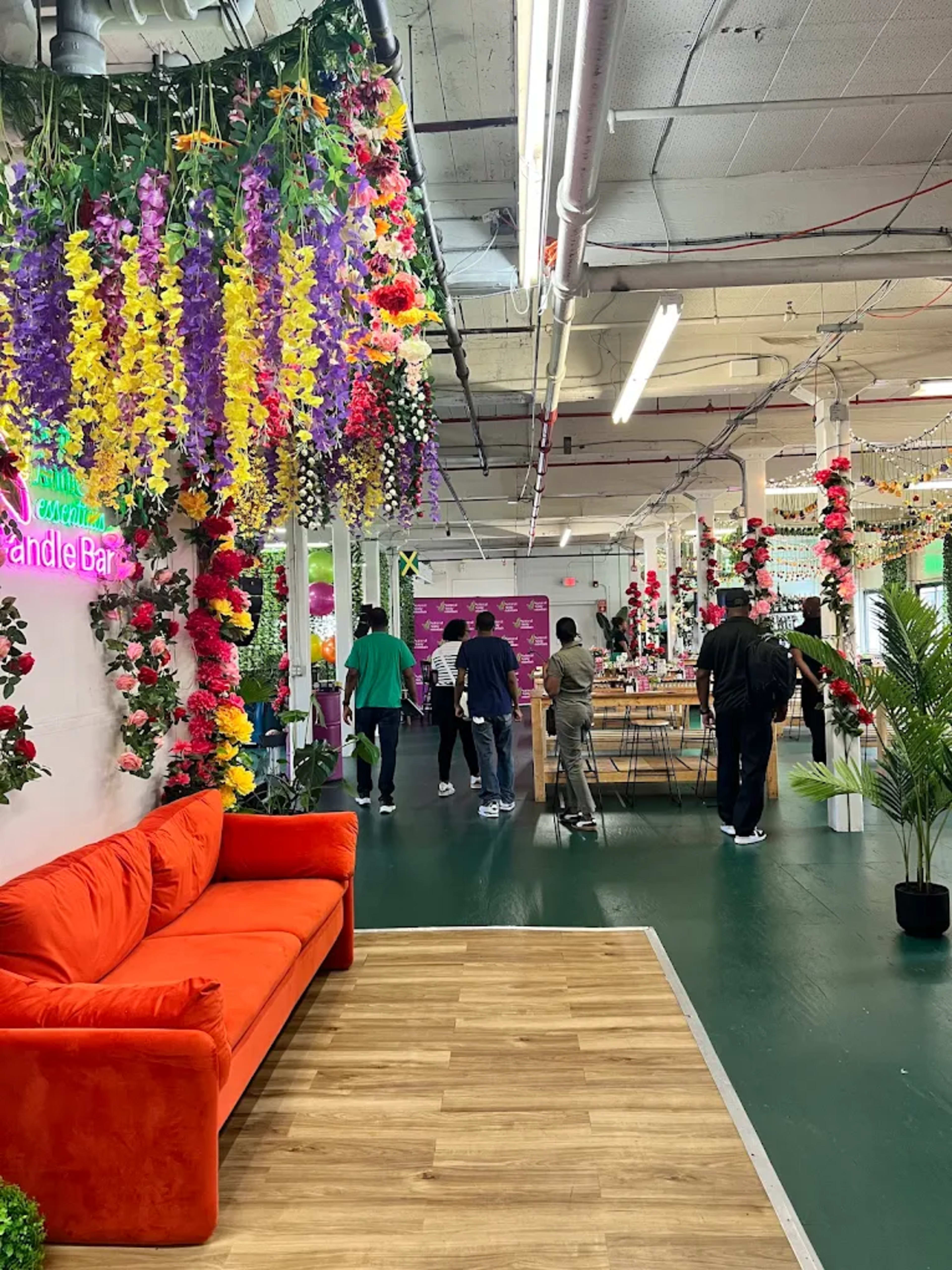 Creative Event Space in Bridgeport,CT | Fully Decorated | Ideal for Meetings, Workshops & Networking Image in East End, BRIDGEPORT, CT